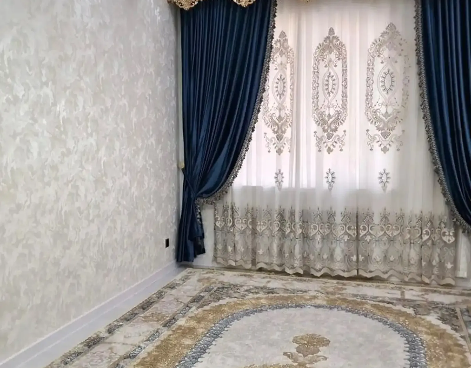 3-комн. квартира, 12 этаж, 108м², Сино 112 мкр