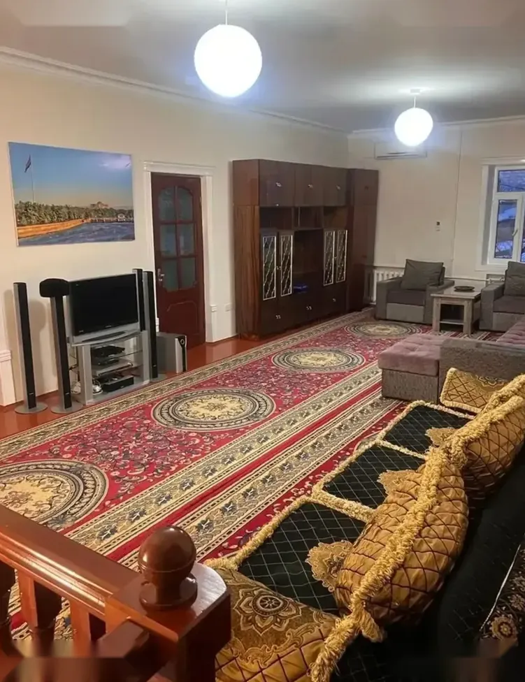 2-этажный, 8 комнатный дом, 430 м², Сомони