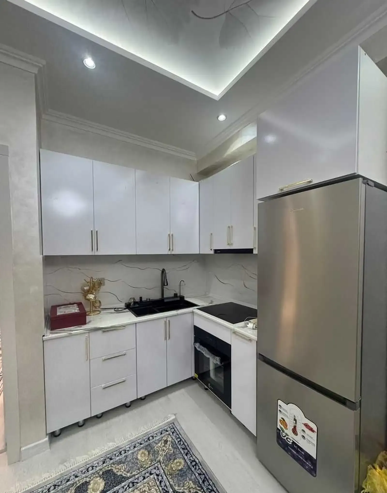 1-комн. квартира, 4 этаж, 60 м², Бустон сити, светофори чулочка