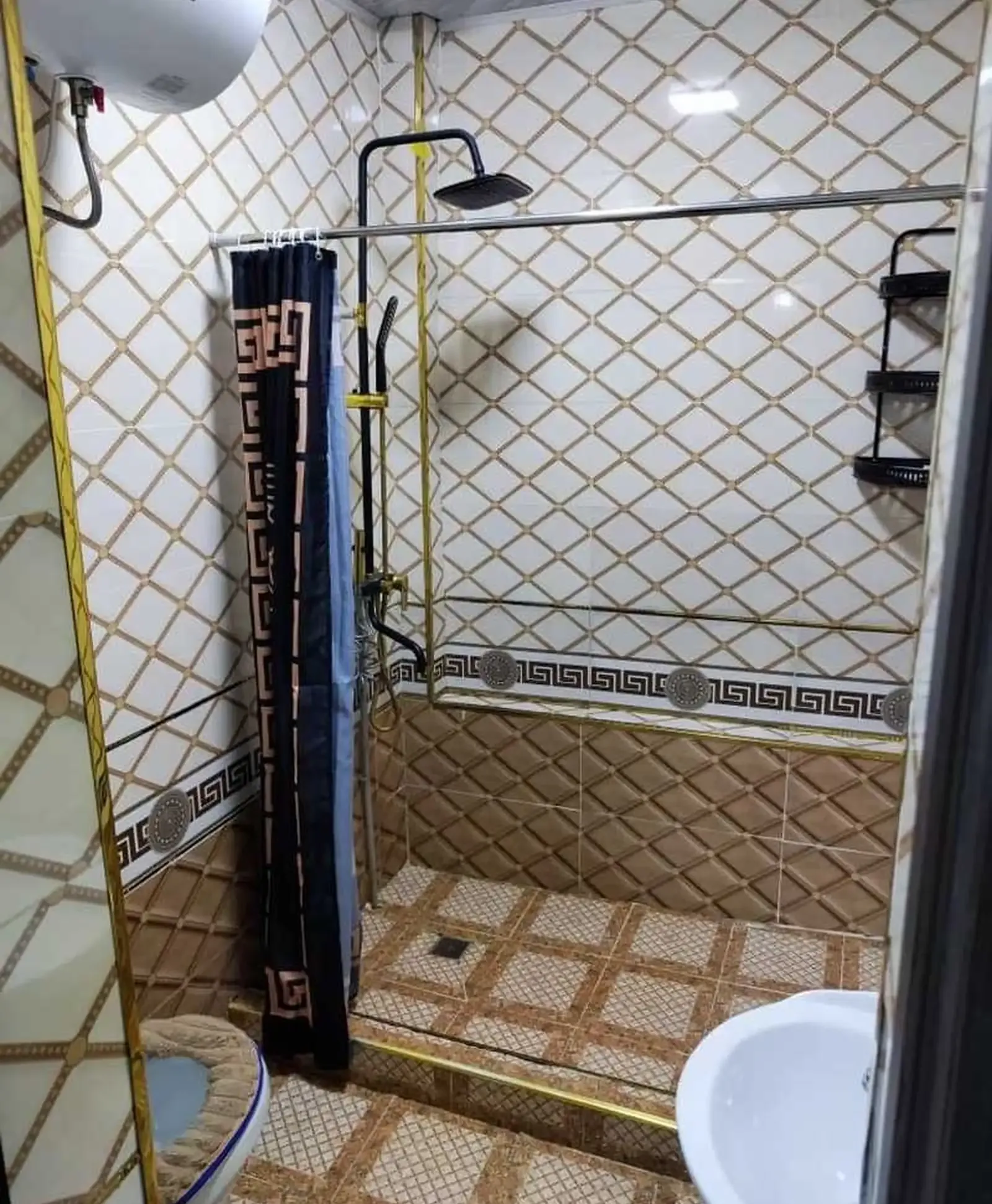2-комн. квартира, 1 этаж, 72м², Профсоюз