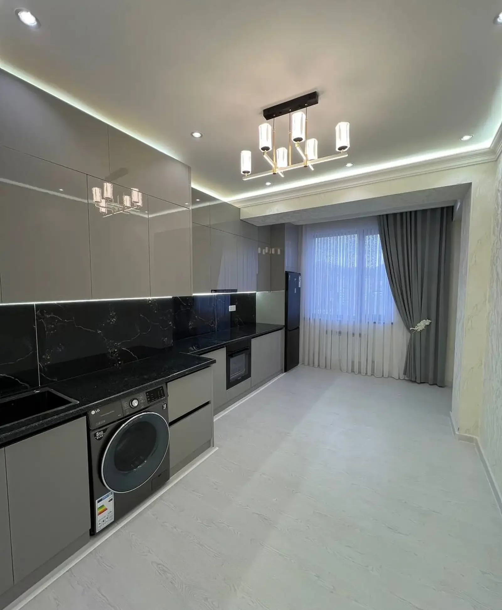 2-комн. квартира, 13 этаж, 85 м², Сино