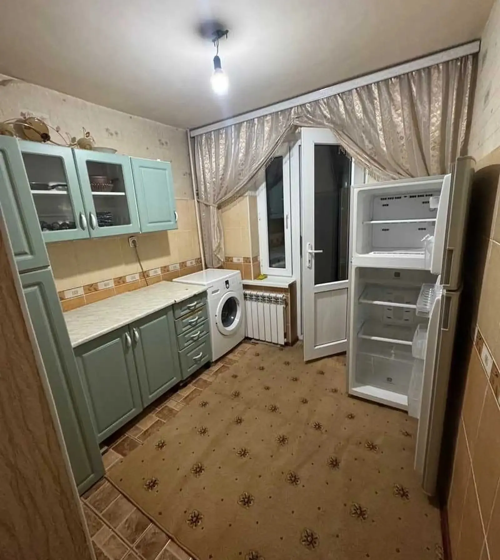 4-комн. квартира, 2 этаж, 56м², 102 мкр