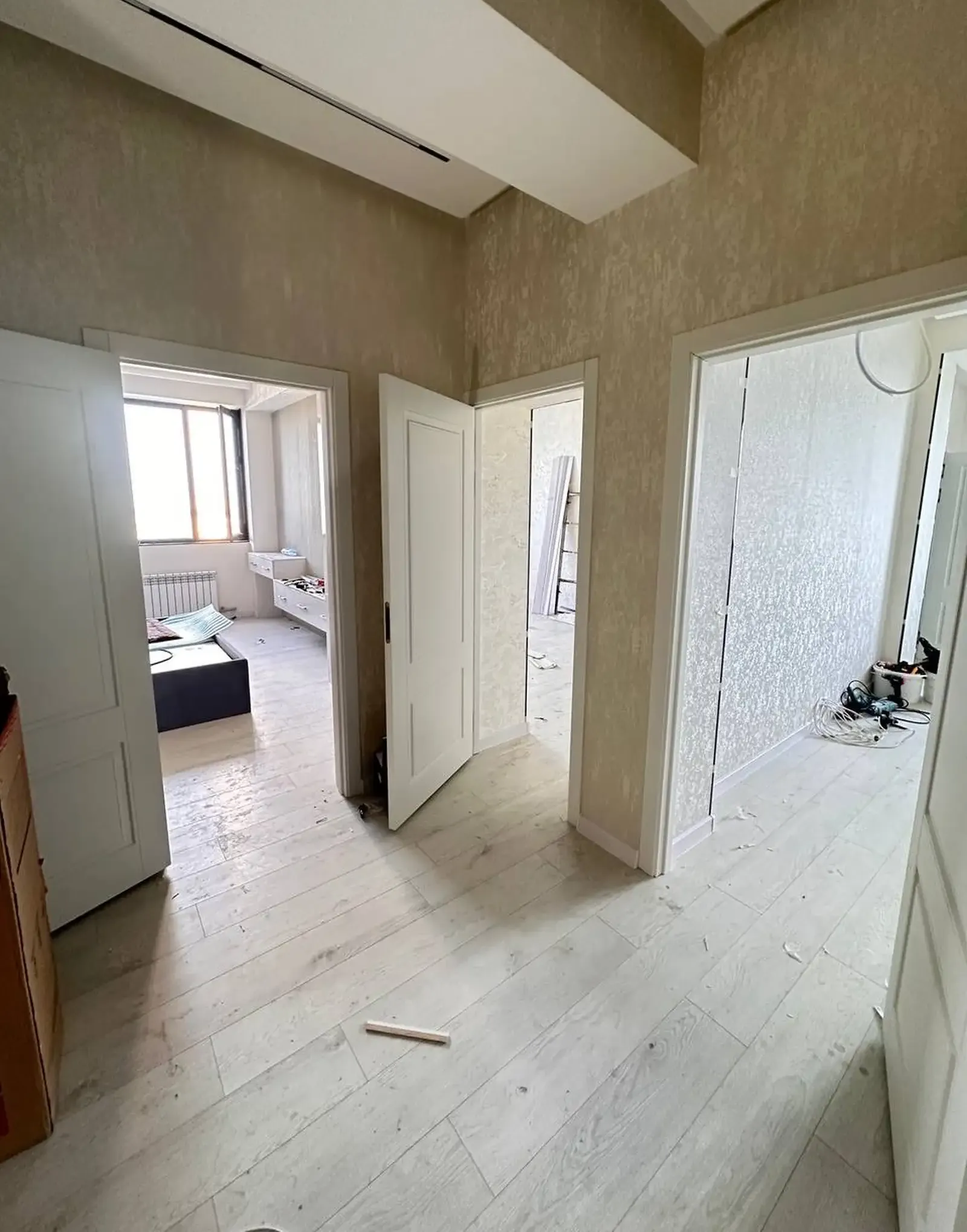 3-комн. квартира, 19 этаж, 84 м², Сино