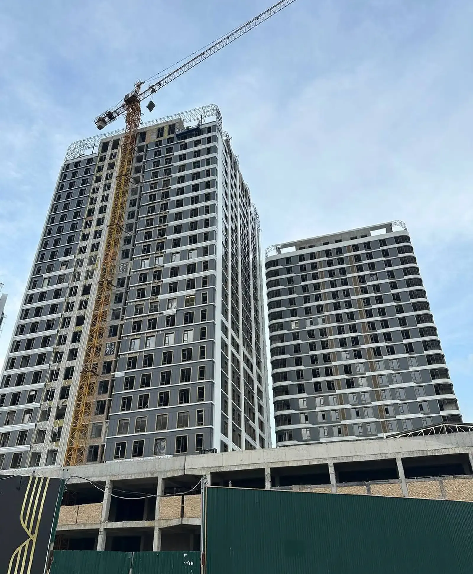 2-комн. квартира, 12 этаж, 91 м², Сино, 82 Таверс