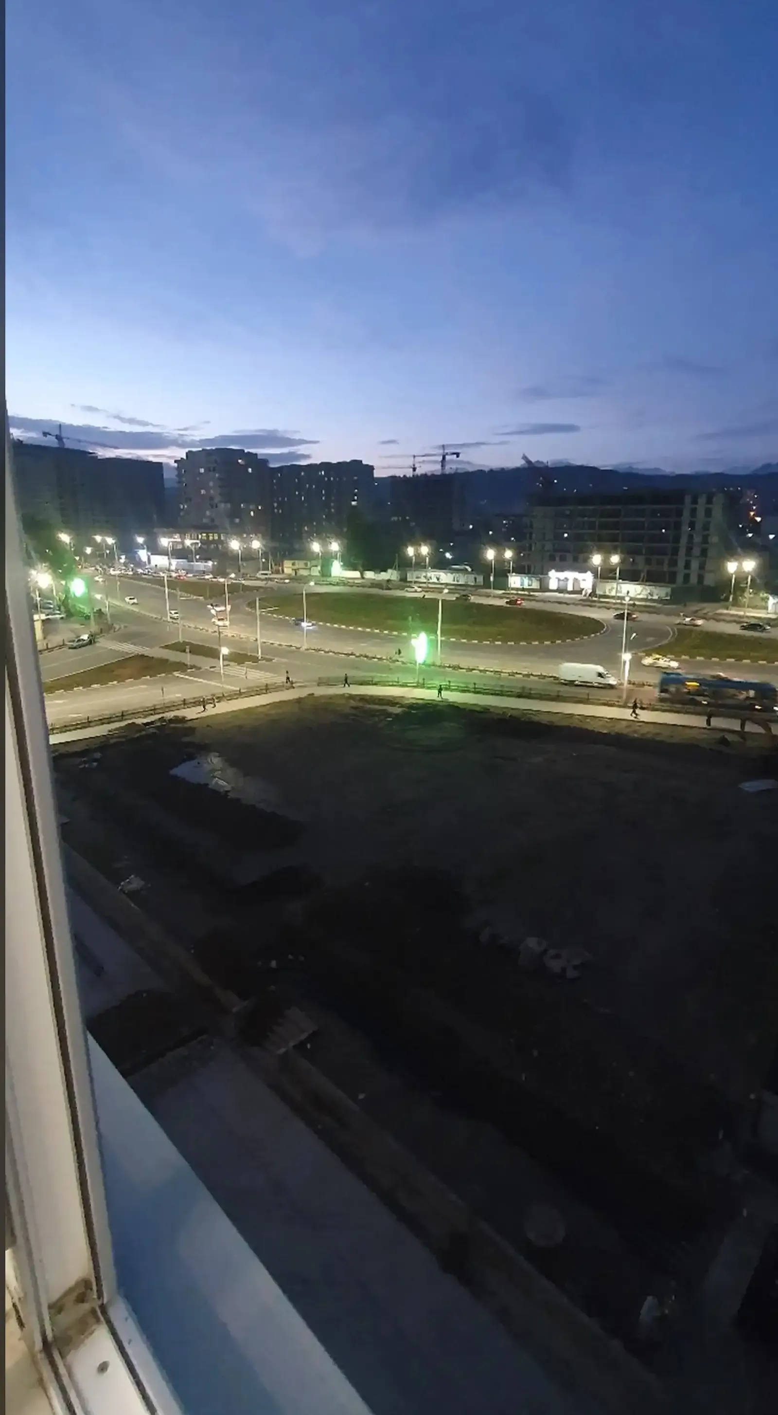 2-комн. квартира, 6 этаж, 78м², сино