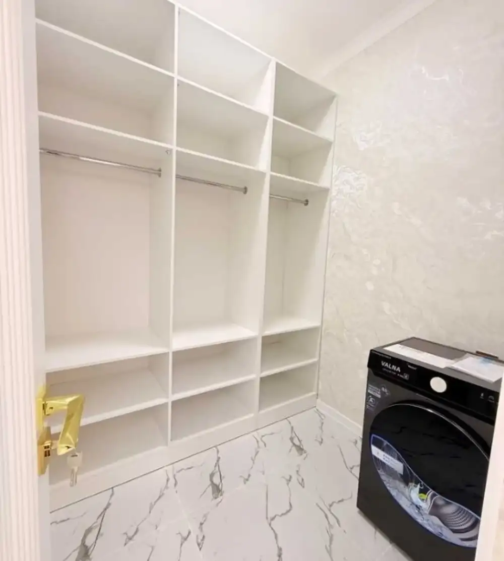 3-комн. квартира, 7 этаж, 120 м², сино