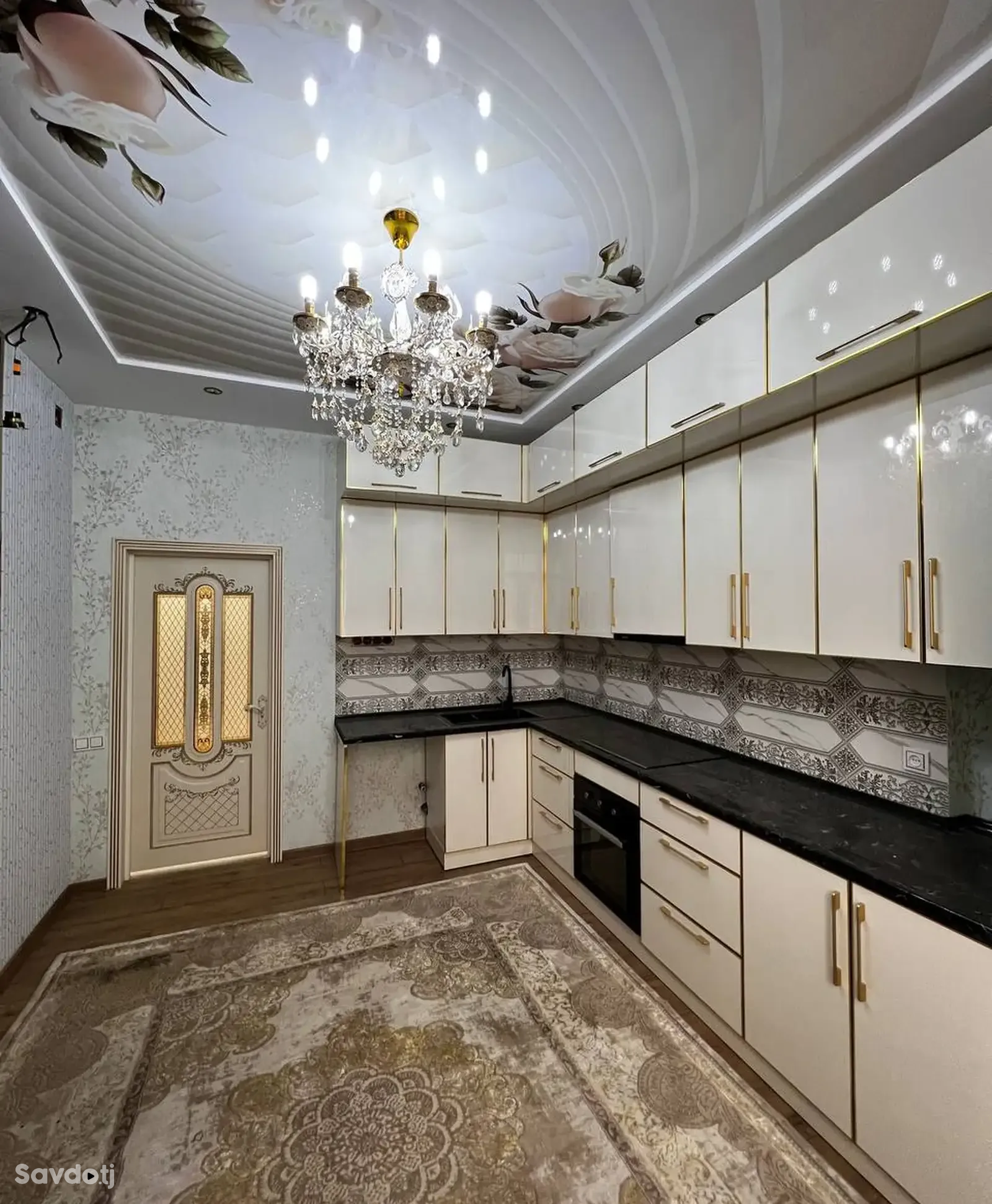 3-комн. квартира, 18 этаж, 105 м², И.Сомони Пайкари дом печать