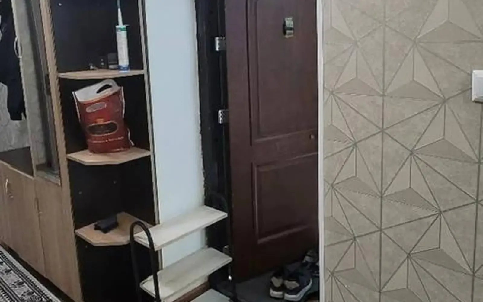 3-комн. квартира, 3 этаж, 108м², Шохмансур 3 база Айни 64