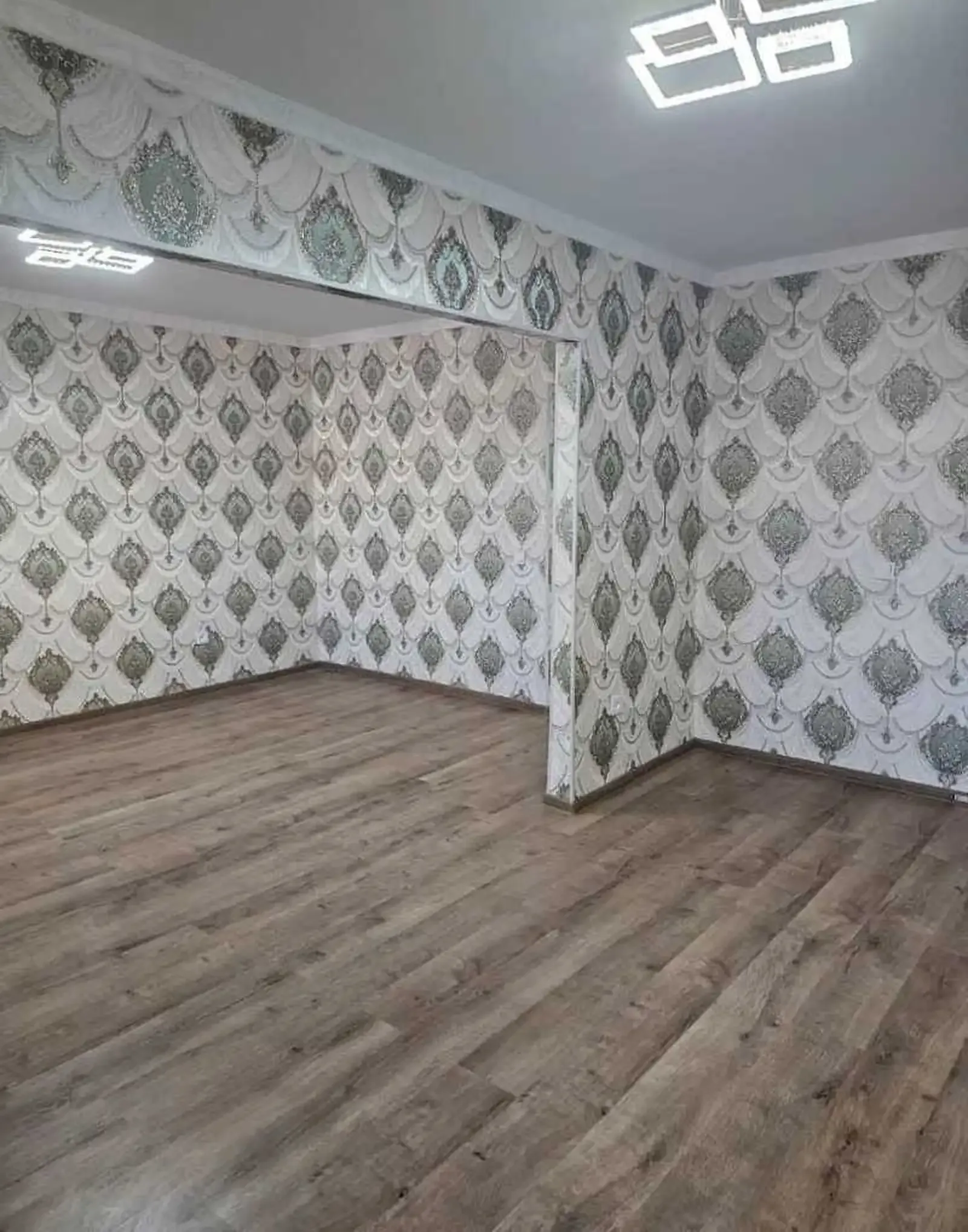 3-комн. квартира, 5 этаж, 105м², Сино