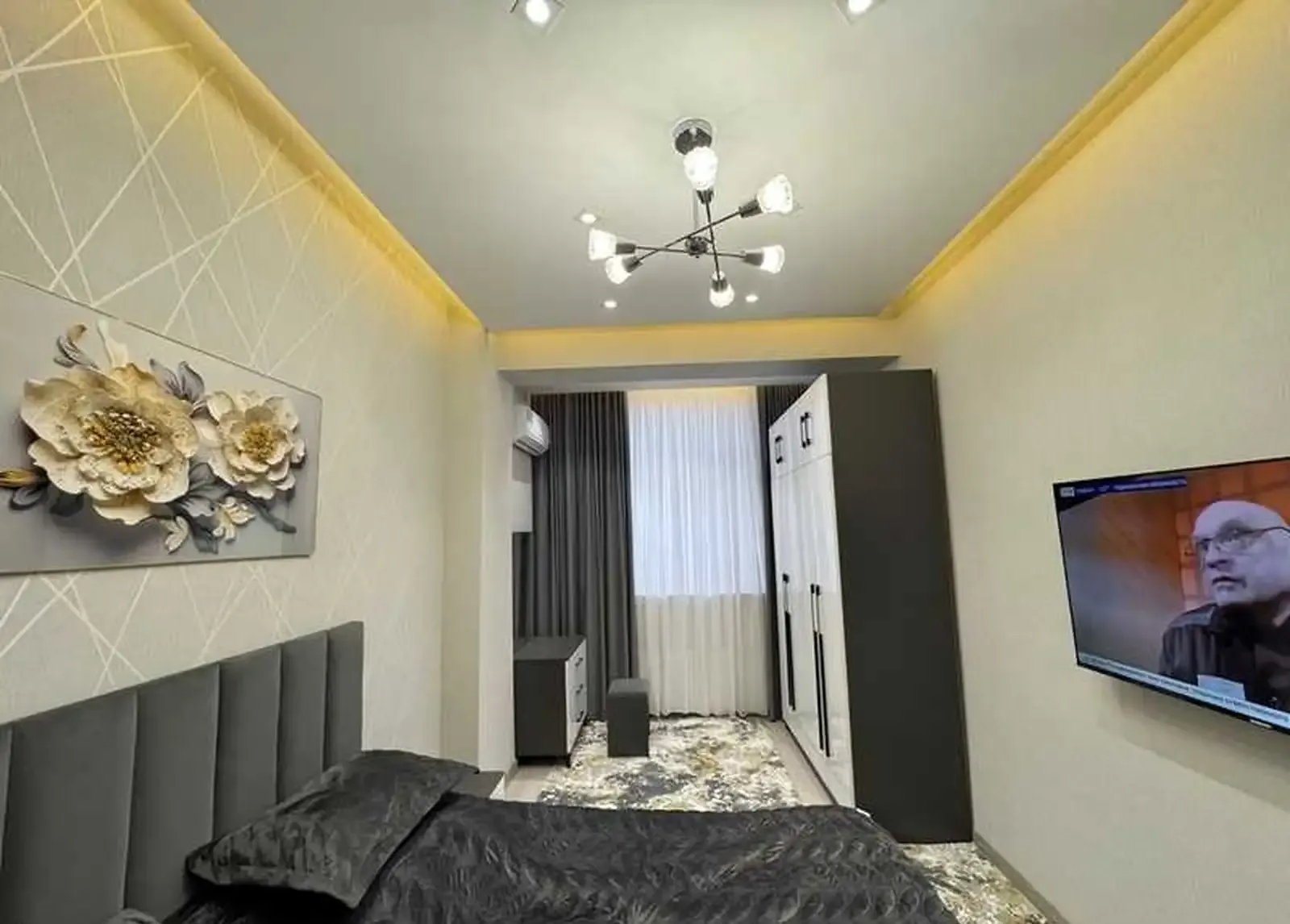 2-комн. квартира, 4 этаж, 60м², Гостиница Хилтон