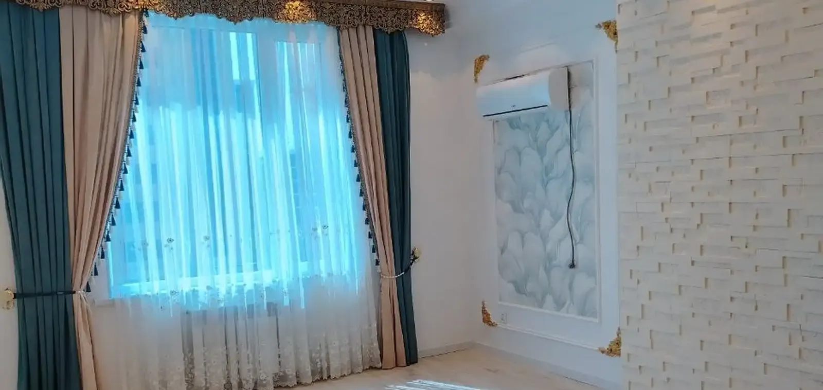 3-комн. квартира, 4 этаж, 89 м², 102 ру ба ру родом