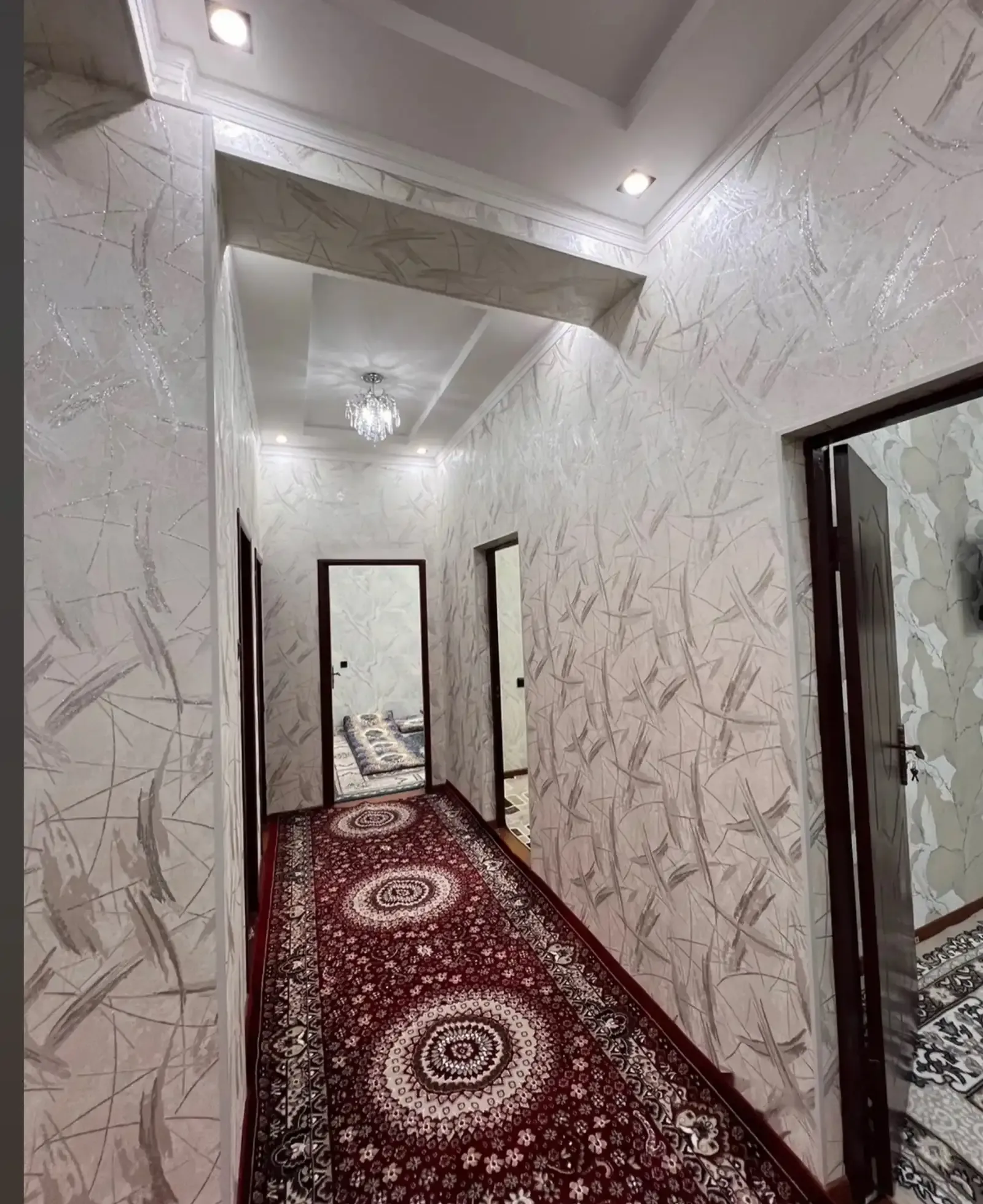 3-комн. квартира, 2 этаж, 98м², Исмоили Сомони