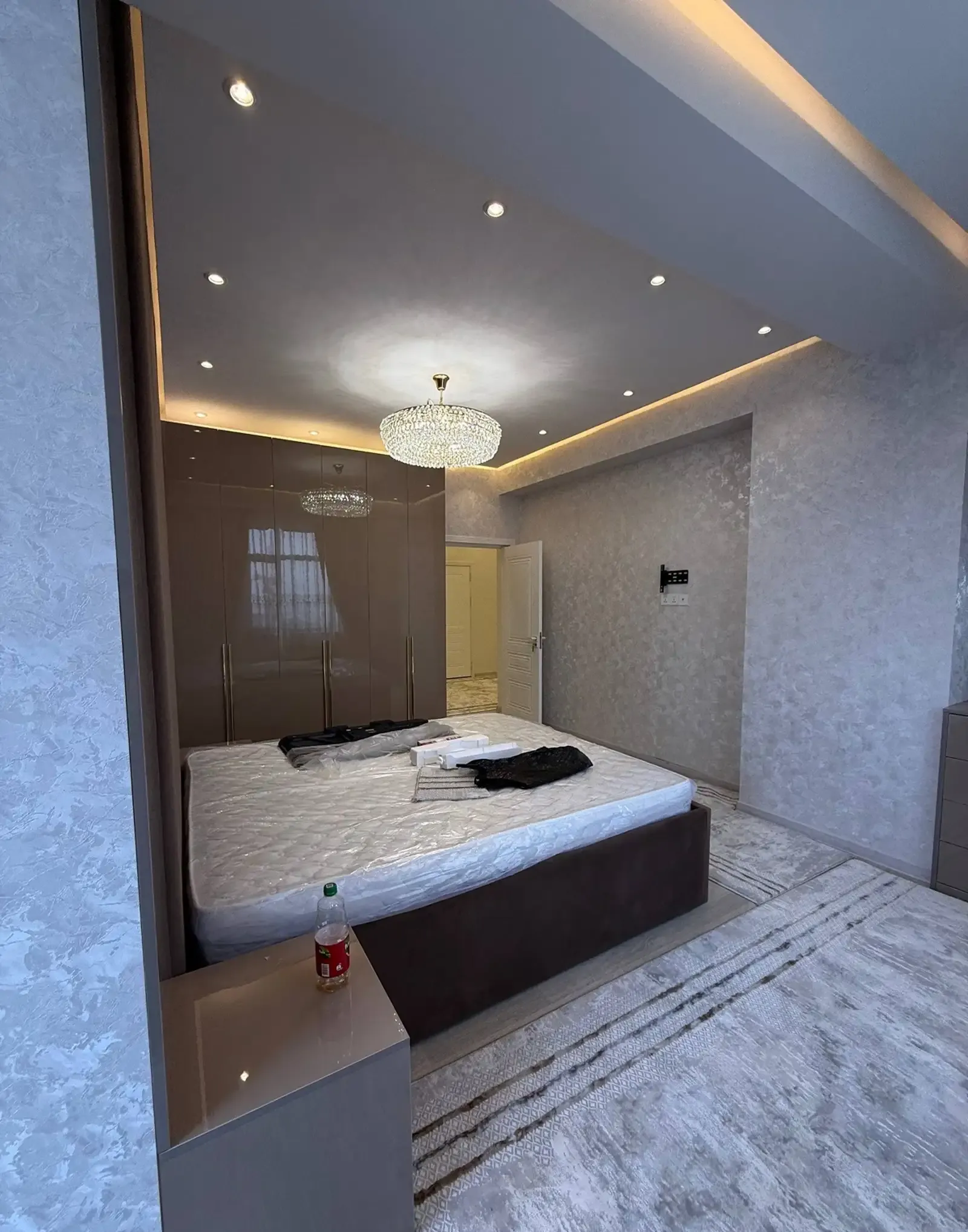 2-комн. квартира, 14 этаж, 76 м², Шохмансур
