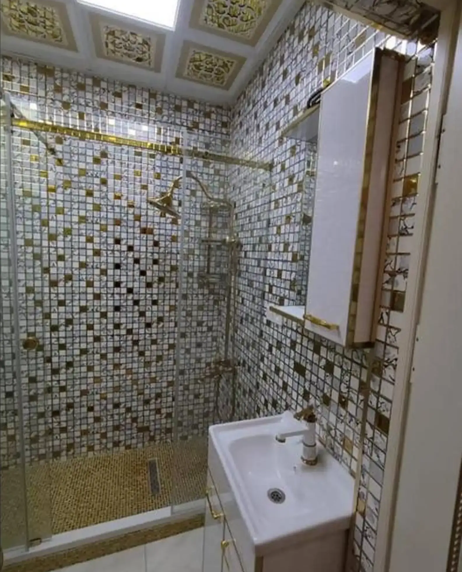 3-комн. квартира, 6 этаж, 90м², Шохмансур