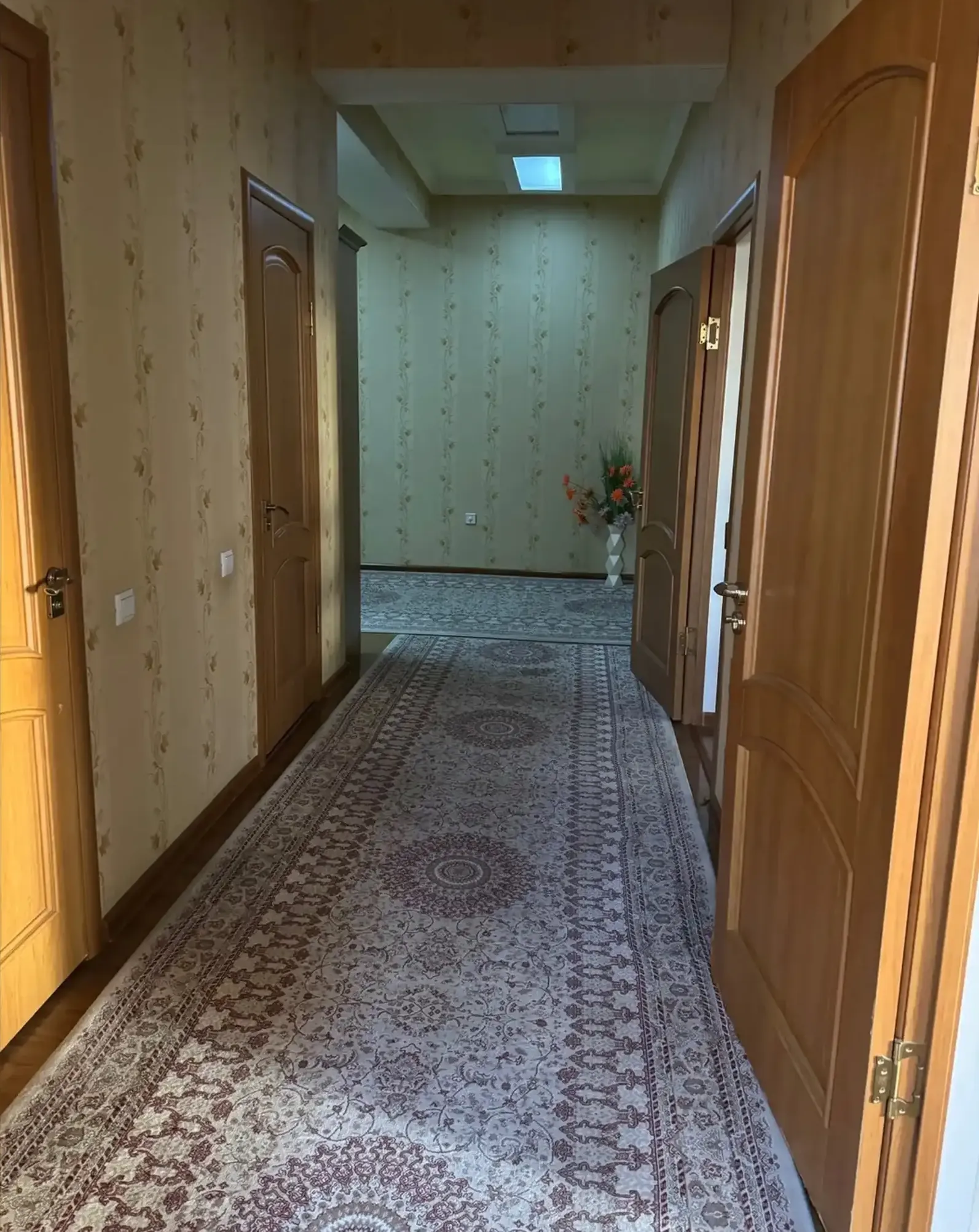 2-комн. квартира, 6 этаж, 97м², караболо барки точик