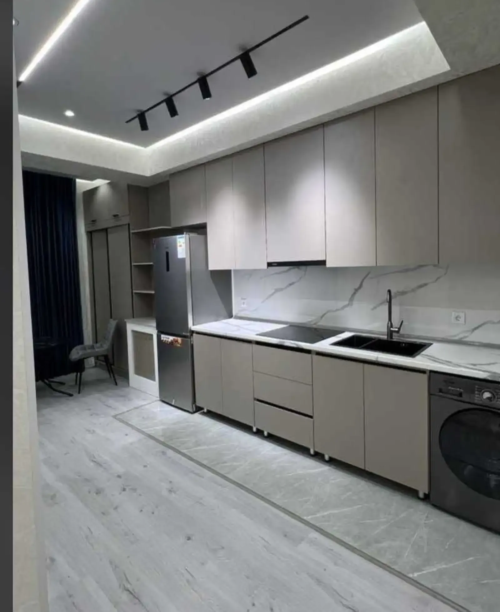 2-комн. квартира, 5 этаж, 55м², Овир