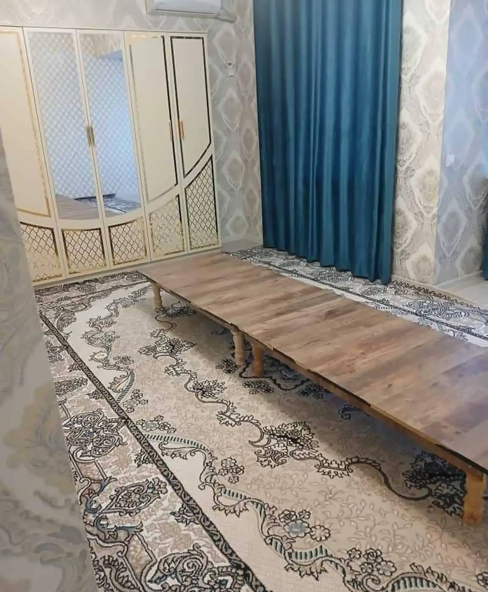 2-комн. квартира, 6 этаж, 80м², Сирк