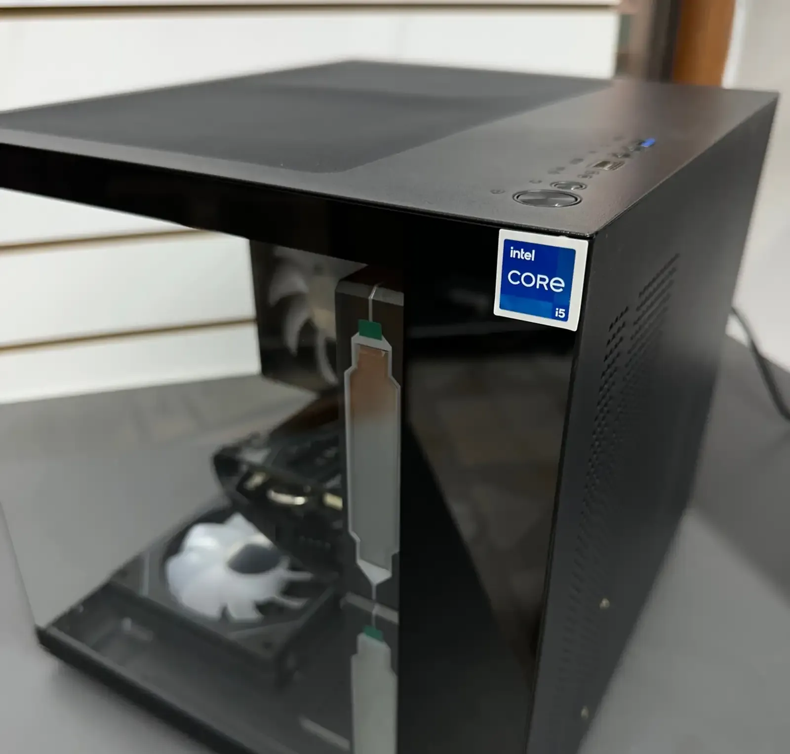 Системный блок Core i5 12400F / RTX 4060 8G / 16G RAM / M2 512G