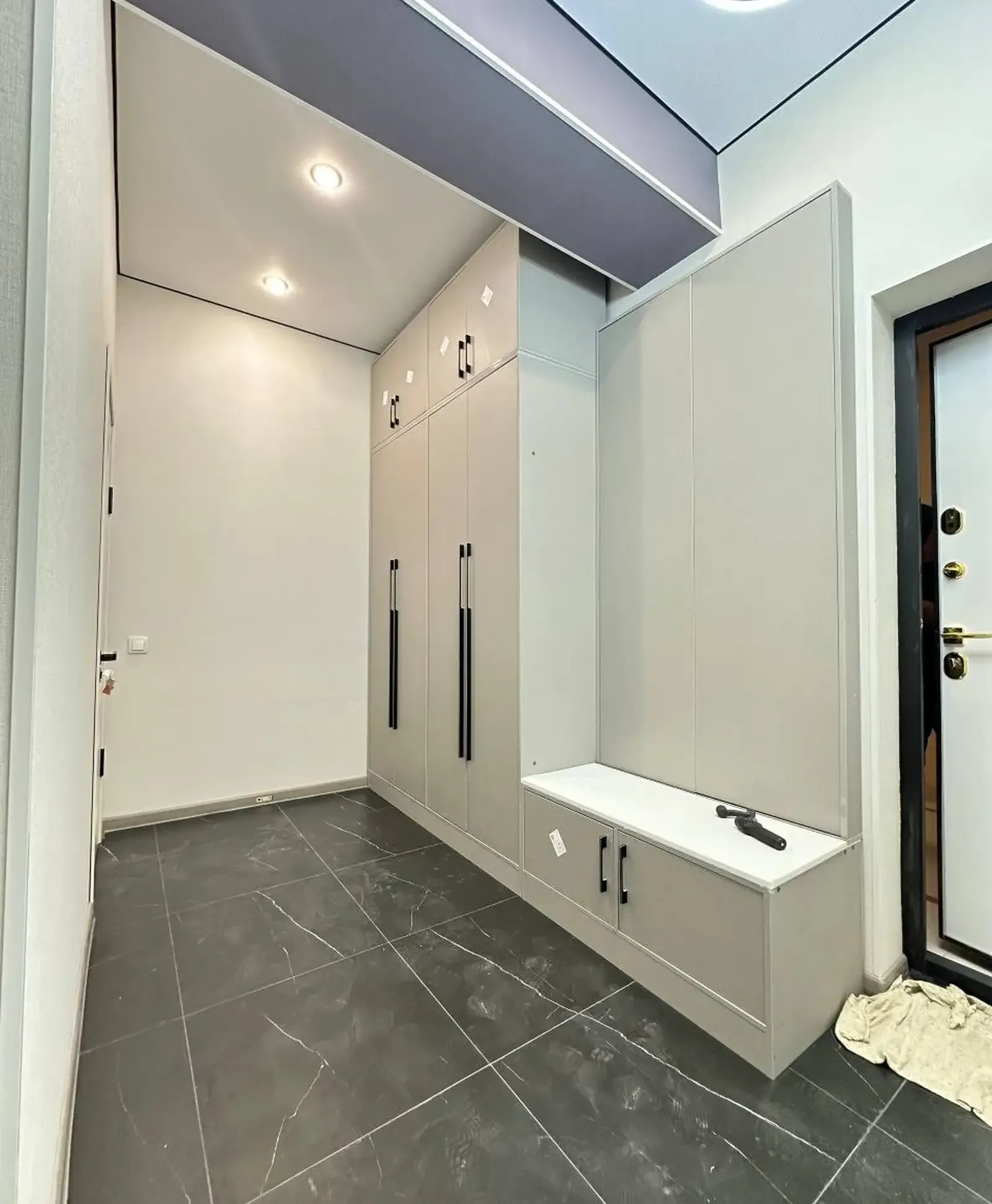 2-комн. квартира, 6 этаж, 68 м², Сино 102мкр