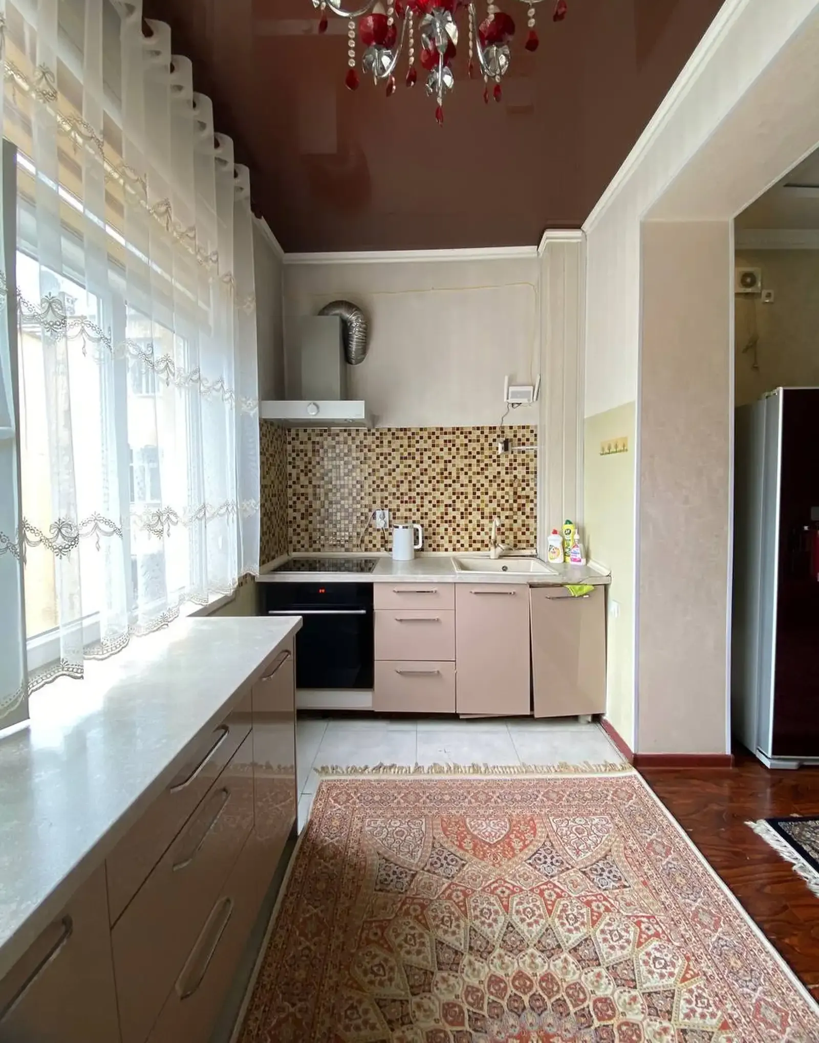 4-комн. квартира, 4 этаж, 140 м², Сино 102мкр возле Ресторана Шахриёр
