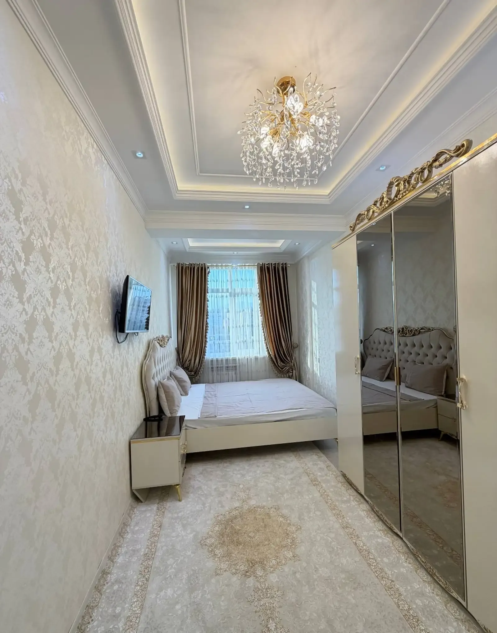 3-к квартира, 6 этаж, 101 м², Сино 82мкр на против Гулдаста