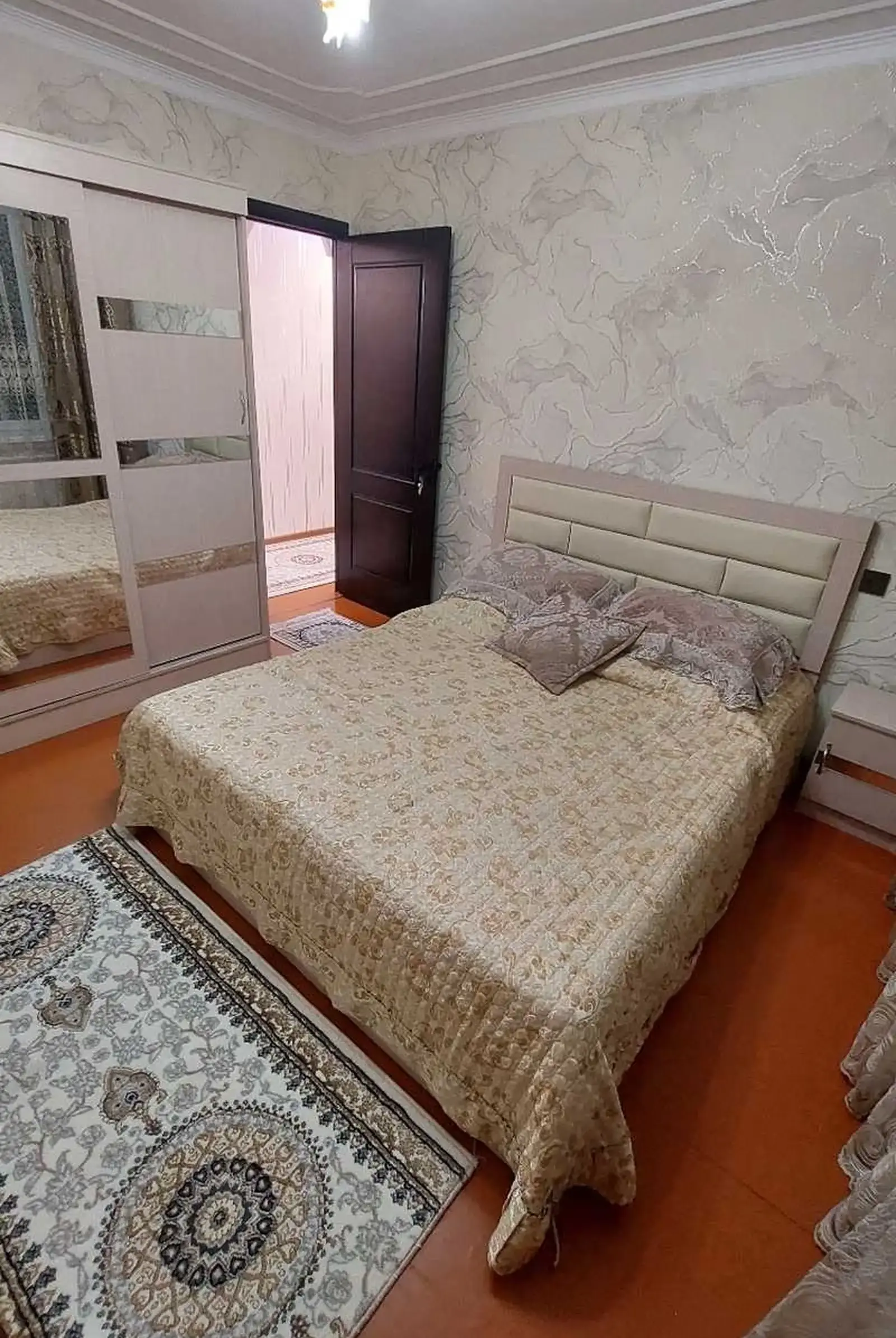 5-комн. квартира, 2 этаж, 100м², Зарафшон