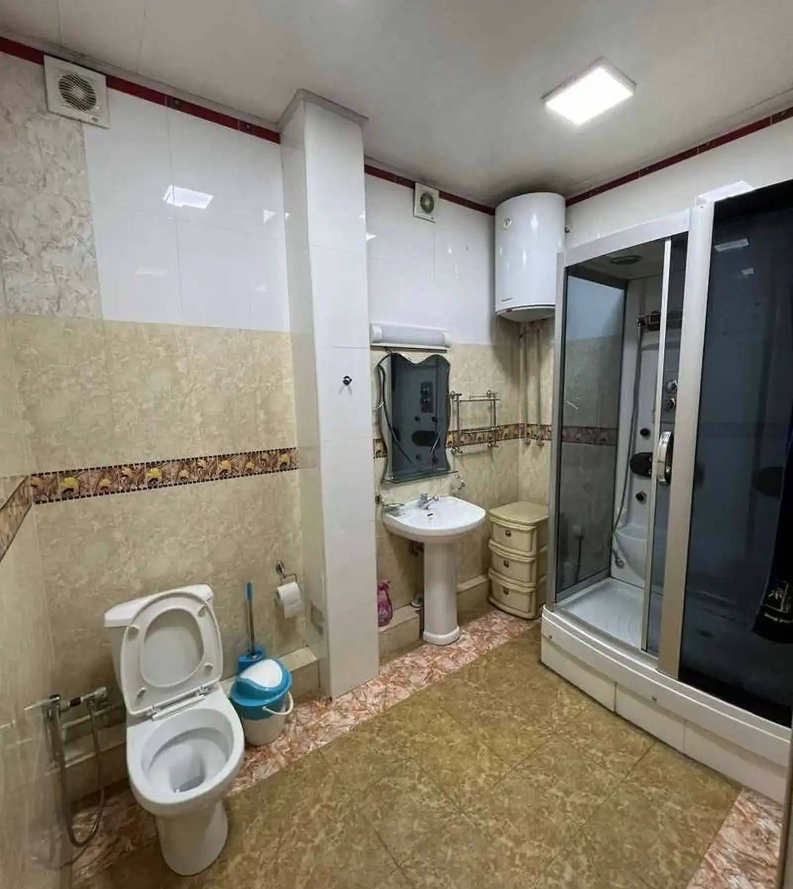 2-комн. квартира, 2 этаж, 96м², И.Сомони