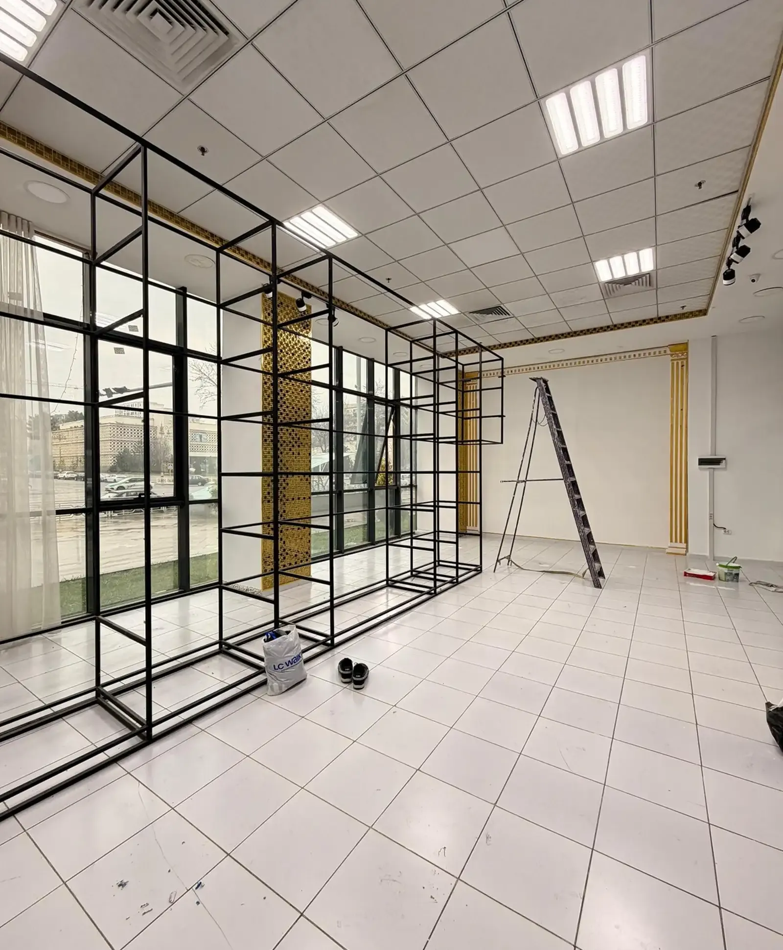 Помещение под магазин / салон, 74м², ТЦ Баракат