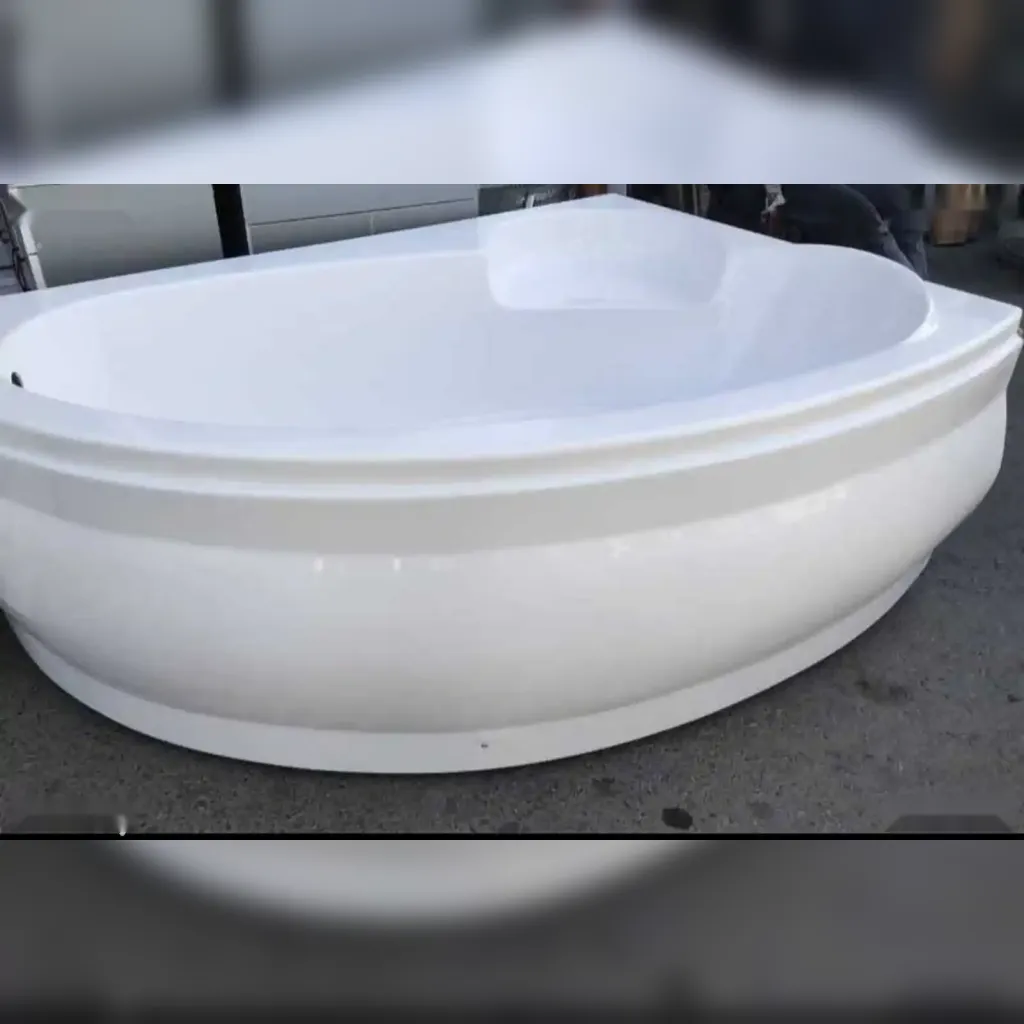 Ванна Акриловая 150/100