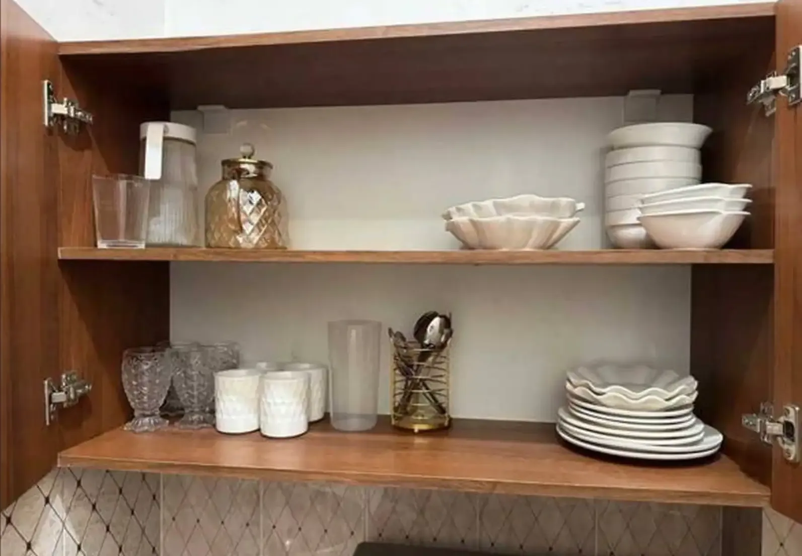 2-комн. квартира, 9 этаж, 60м², Сомони