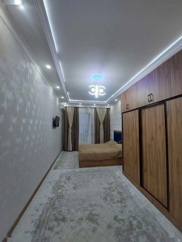 2-комн. квартира, 6 этаж, 70м², Сино