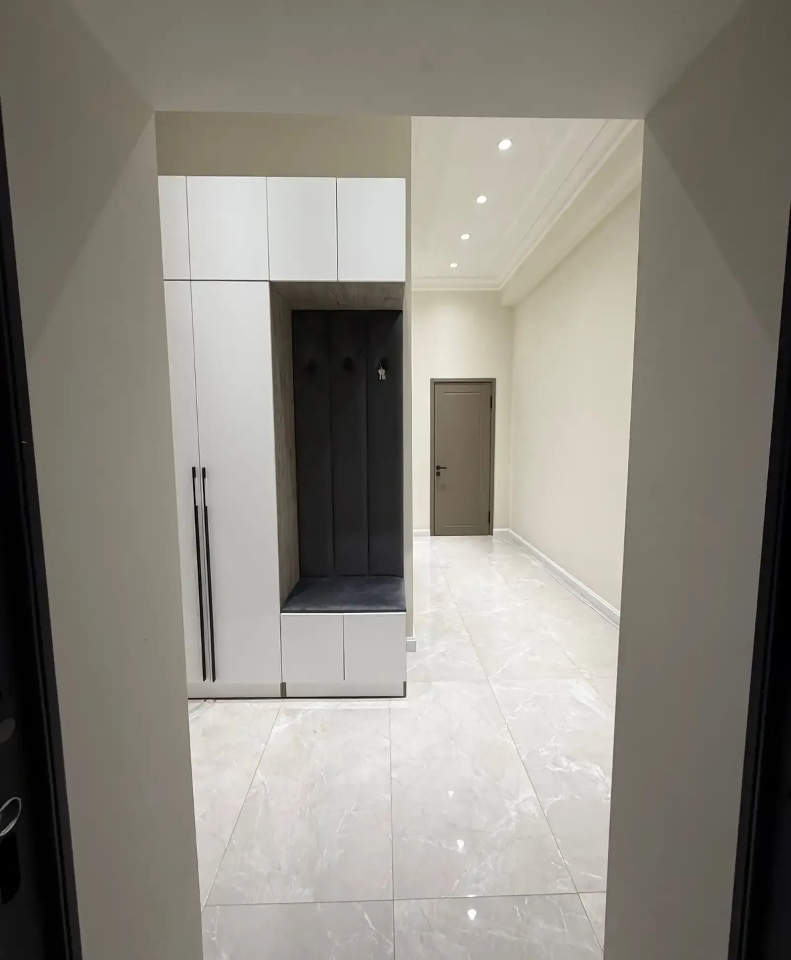 2-комн. квартира, 18 этаж, 67м², Шохмансур/Пайкар