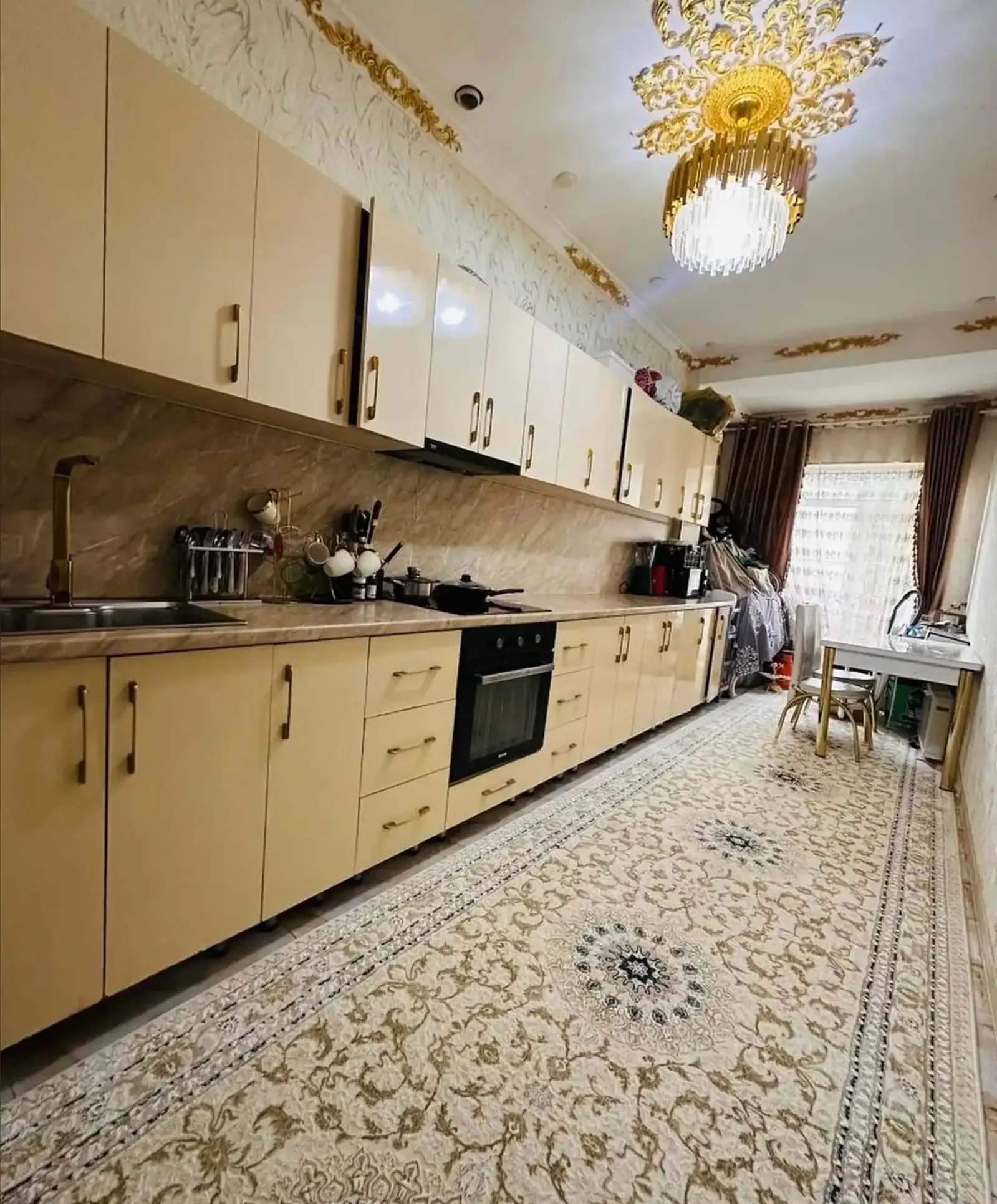 2-комн. квартира, 3 этаж, 67 м², Сино 112мкр