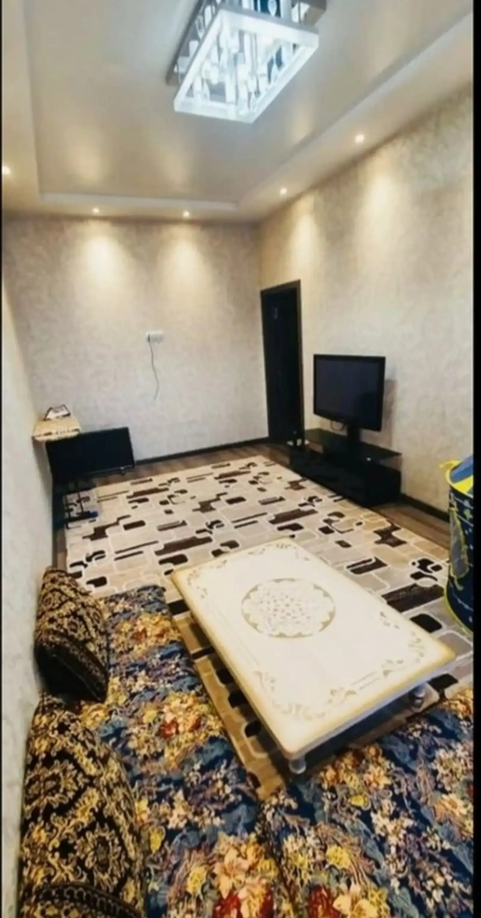 2-комн. квартира, 9 этаж, 59м², глазной