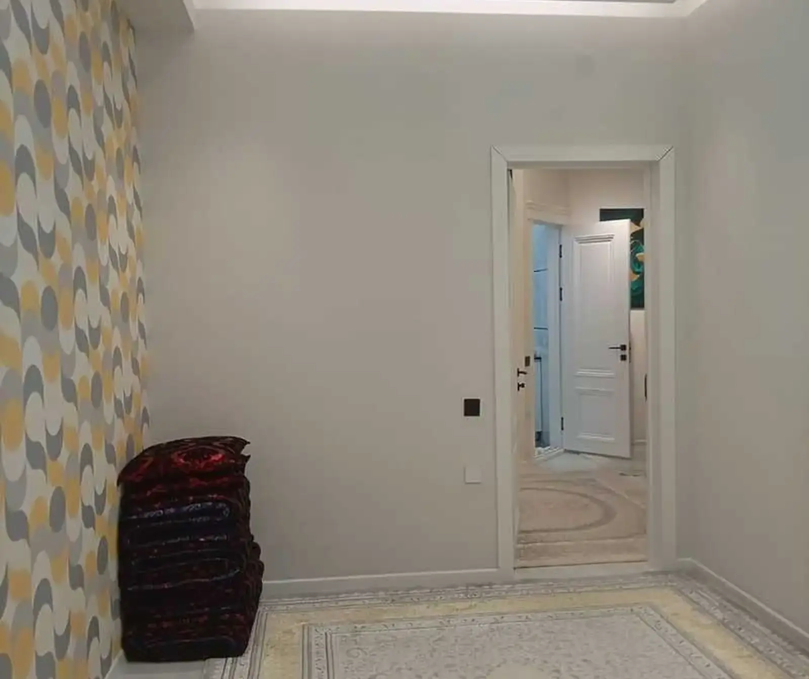 3-комн. квартира, 1 этаж, 100м², шохмансур