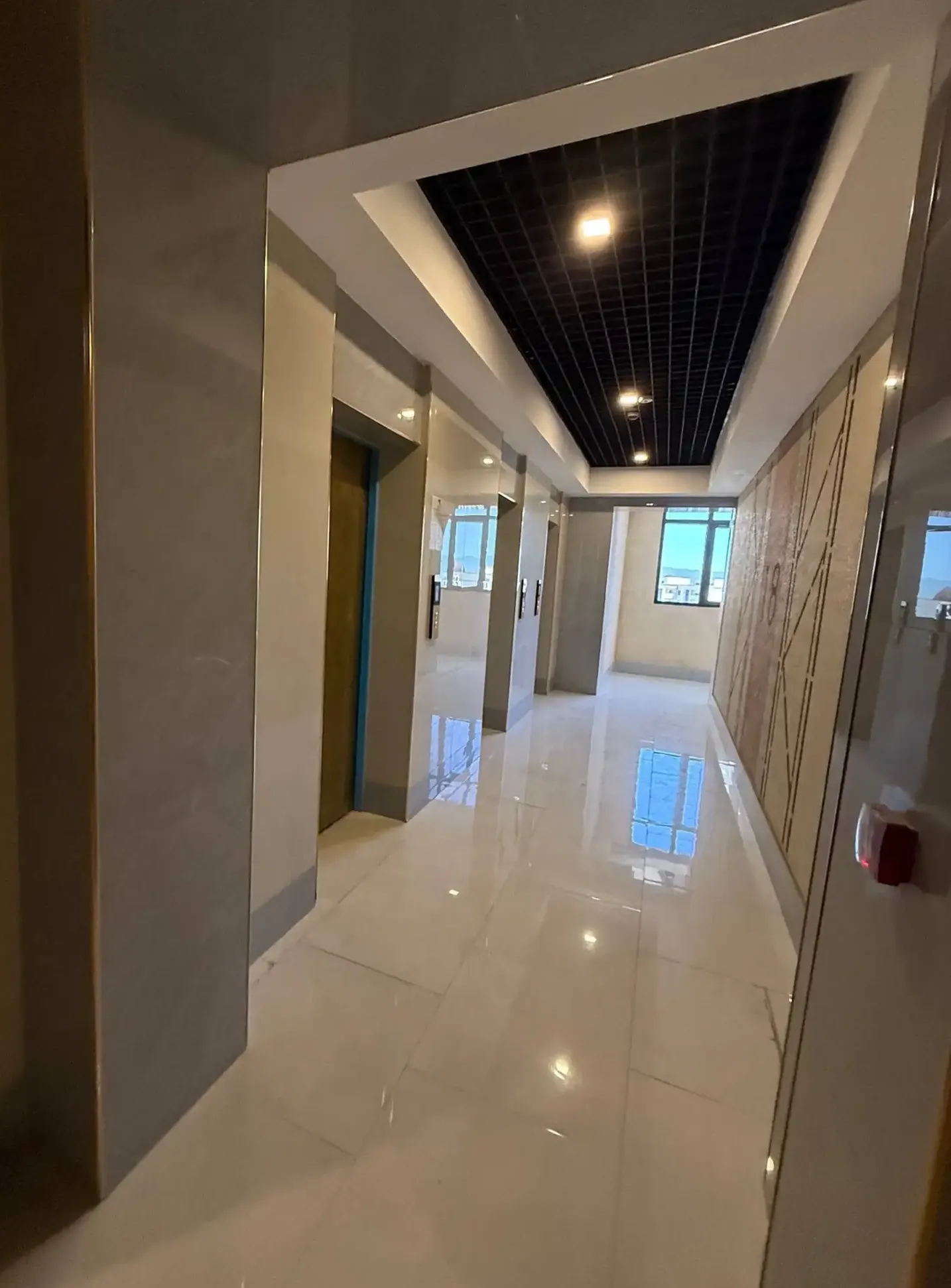 3-комн. квартира, 18 этаж, 81 м², И Сомони