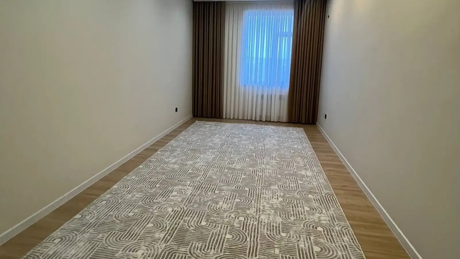 2-комн. квартира, 8 этаж, 64 м², шохмансур