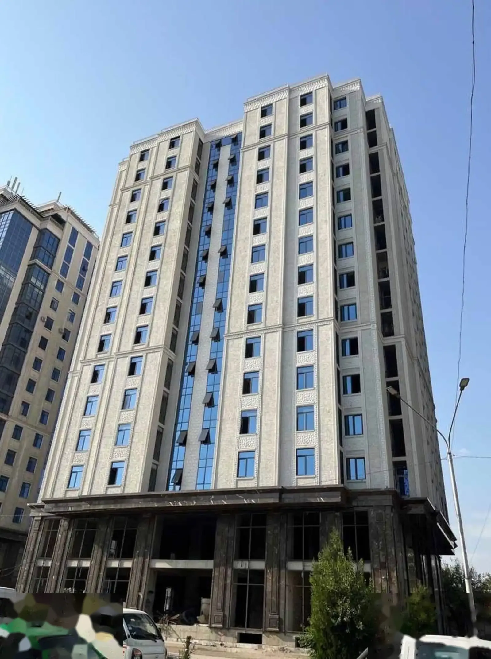 3-комн. квартира, 13 этаж, 99 м², Шохмансур