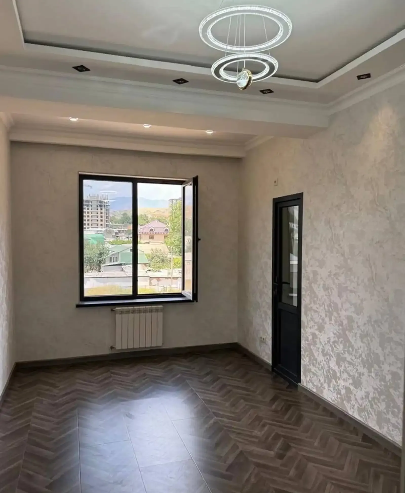 3-комн. квартира, 4 этаж, 68 м², Сино