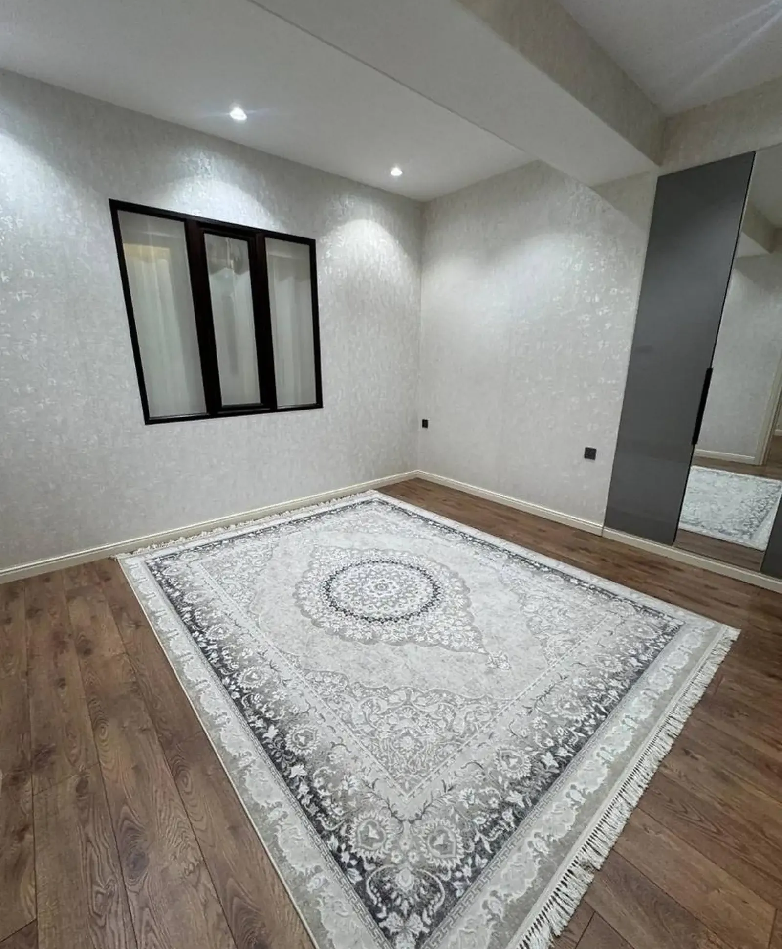 3-комн. квартира, 4 этаж, 93 м², шоҳмансур