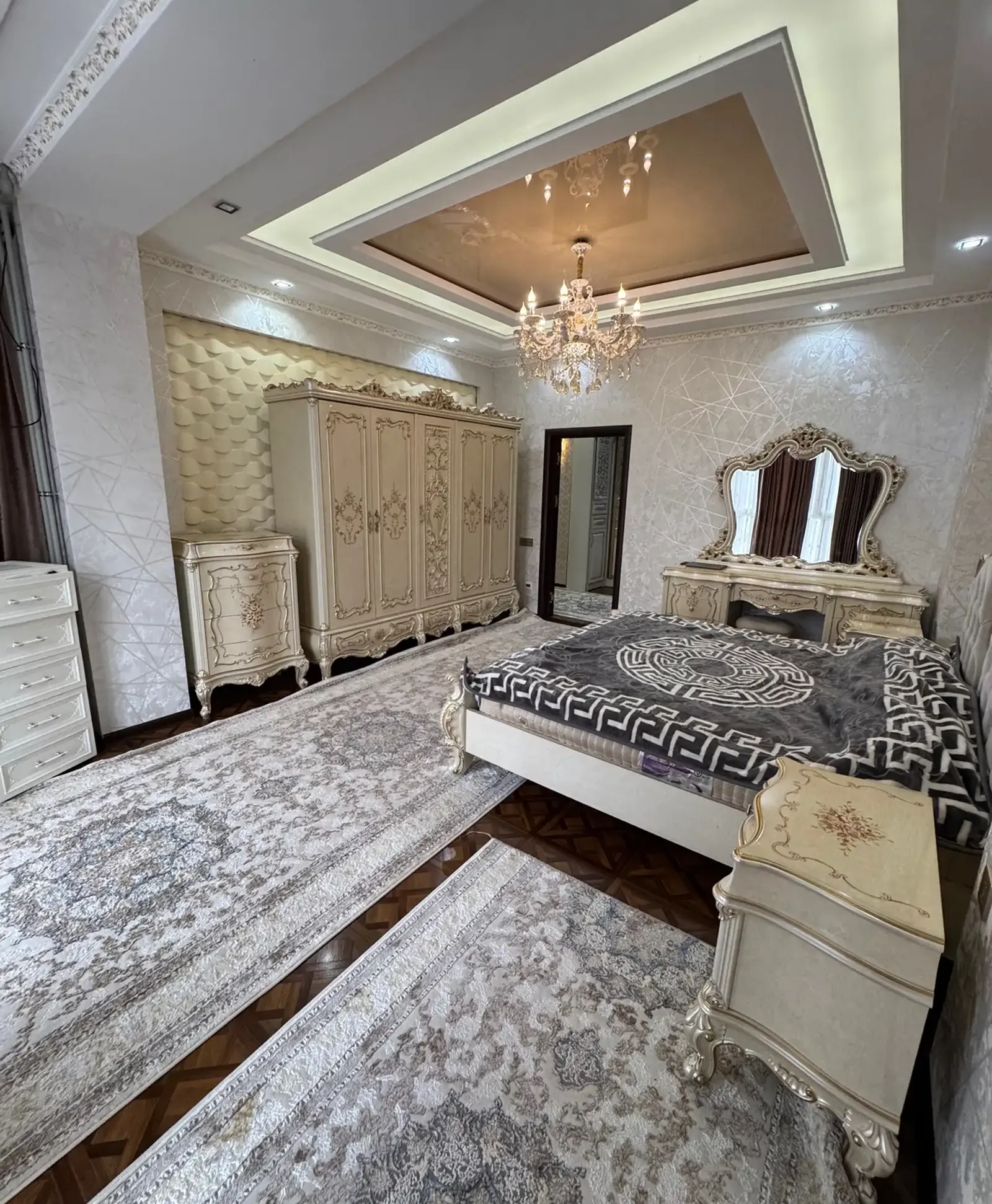 4-комн. квартира, 6 этаж, 150 м², Шохмансур Аэропорт