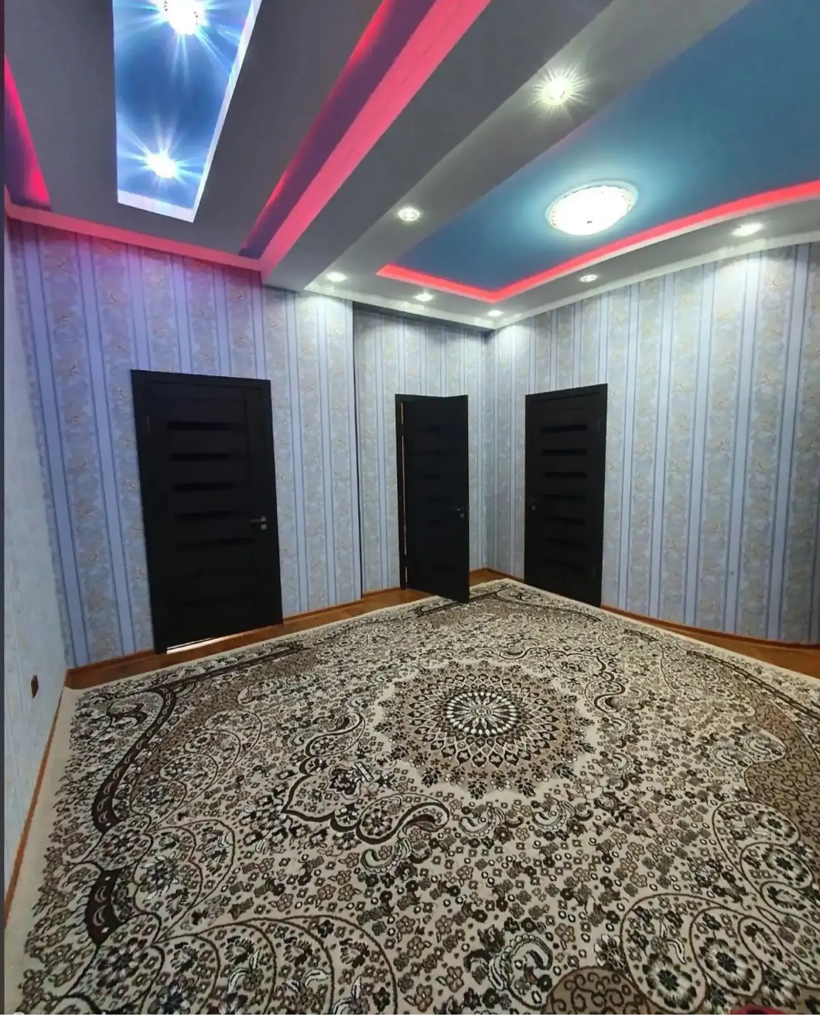 3-комн. квартира, 4 этаж, 97м², сино
