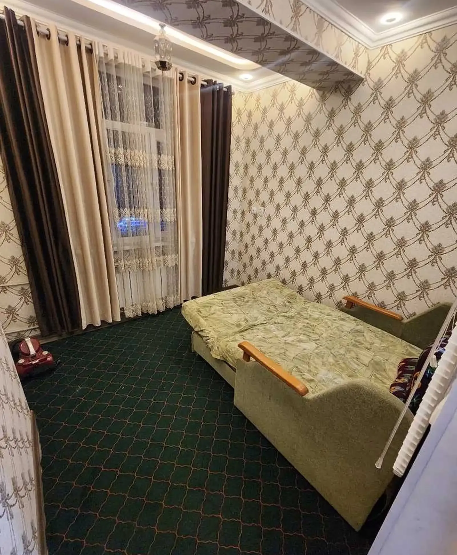 2-комн. квартира, 14 этаж, 55м², Фирдавси