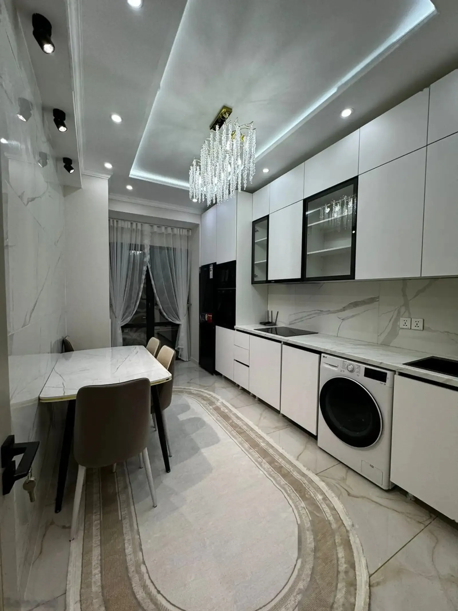 3-к квартира, 7 этаж, 100 м², И Сомони, торговый центр Баракат