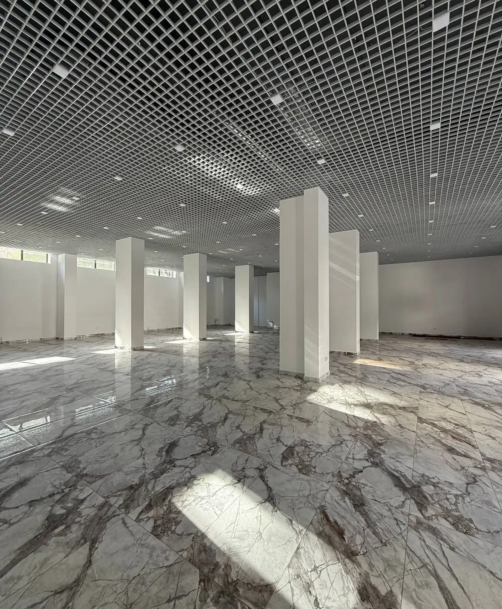 Помещение под свободное назначение, 350м², Ул.Пушкина, автомойка Шохон