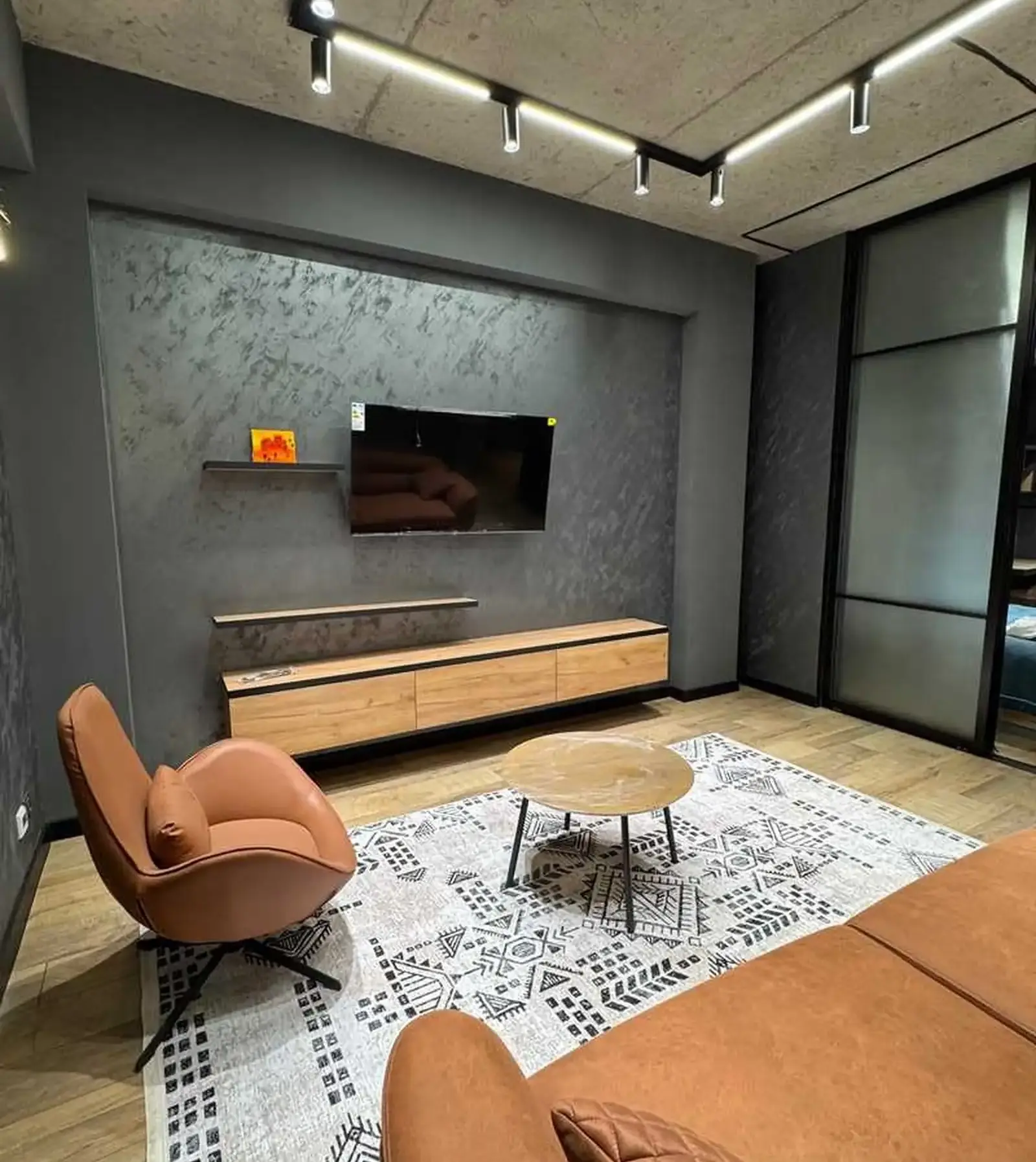 2-комн. квартира, 13 этаж, 60м², Бустон сити Ул.Айни