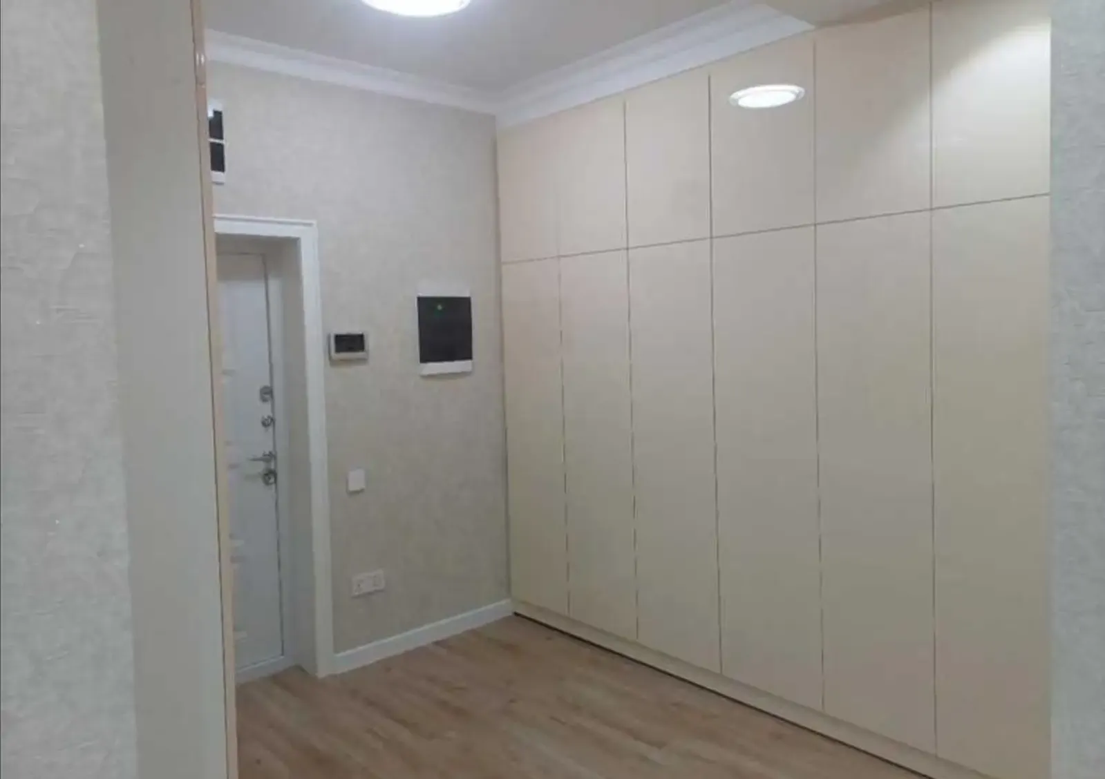 2-комн. квартира, 2 этаж, 97м², шоҳмансур