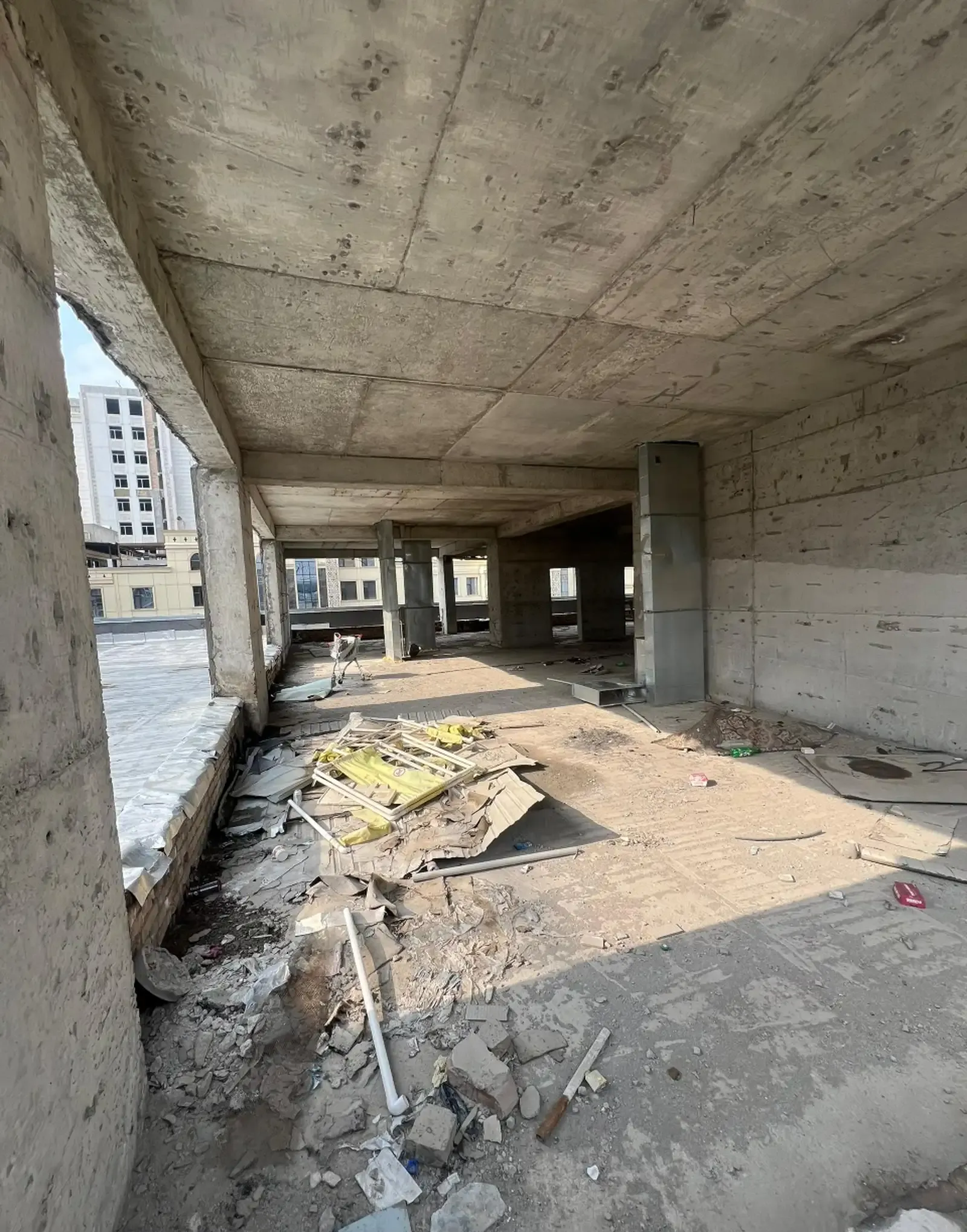 6-комн. квартира, 15 этаж, 602 м², Исмоили Сомони, Овир
