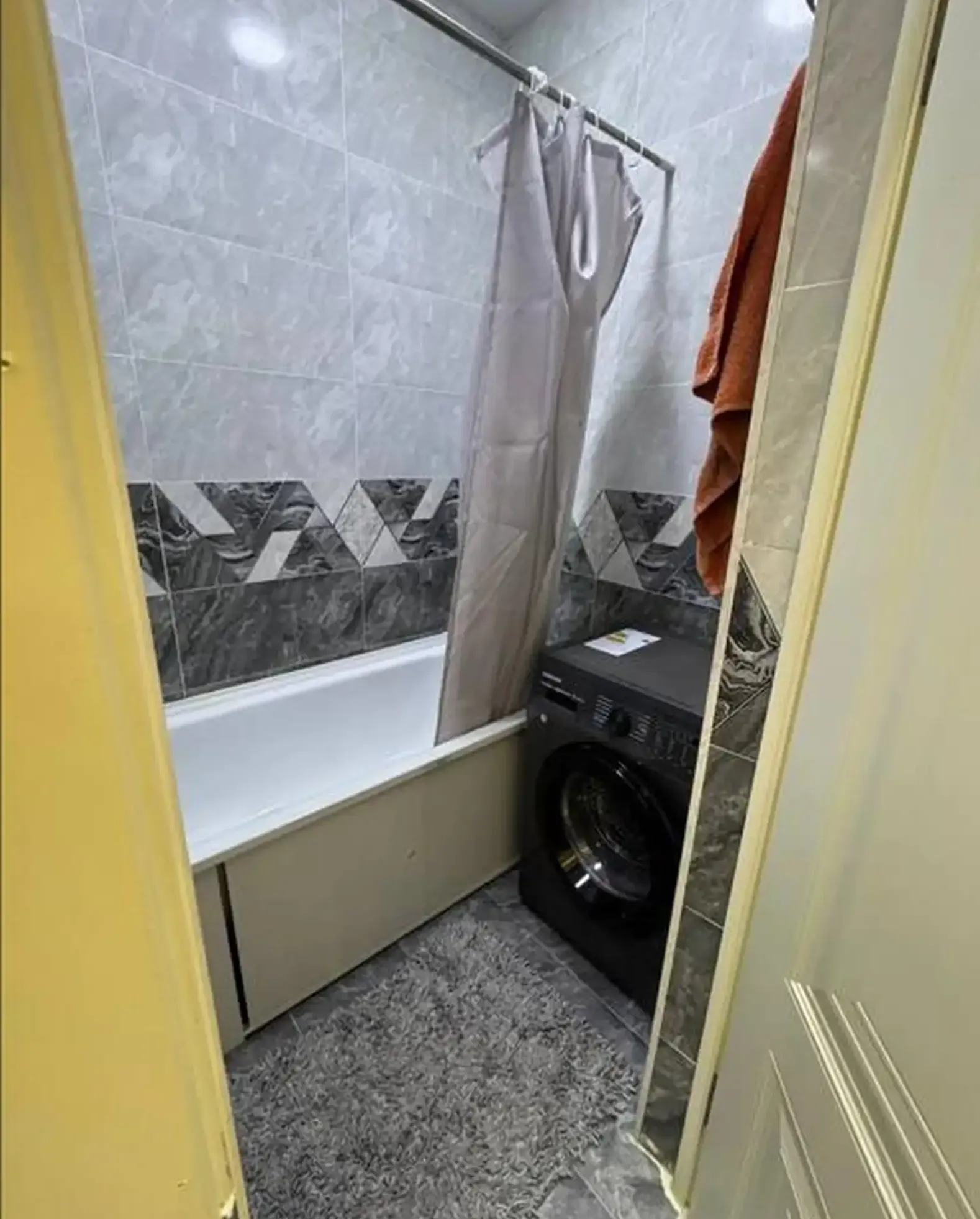 2-комн. квартира, 10 этаж, 62м², Шохмансур