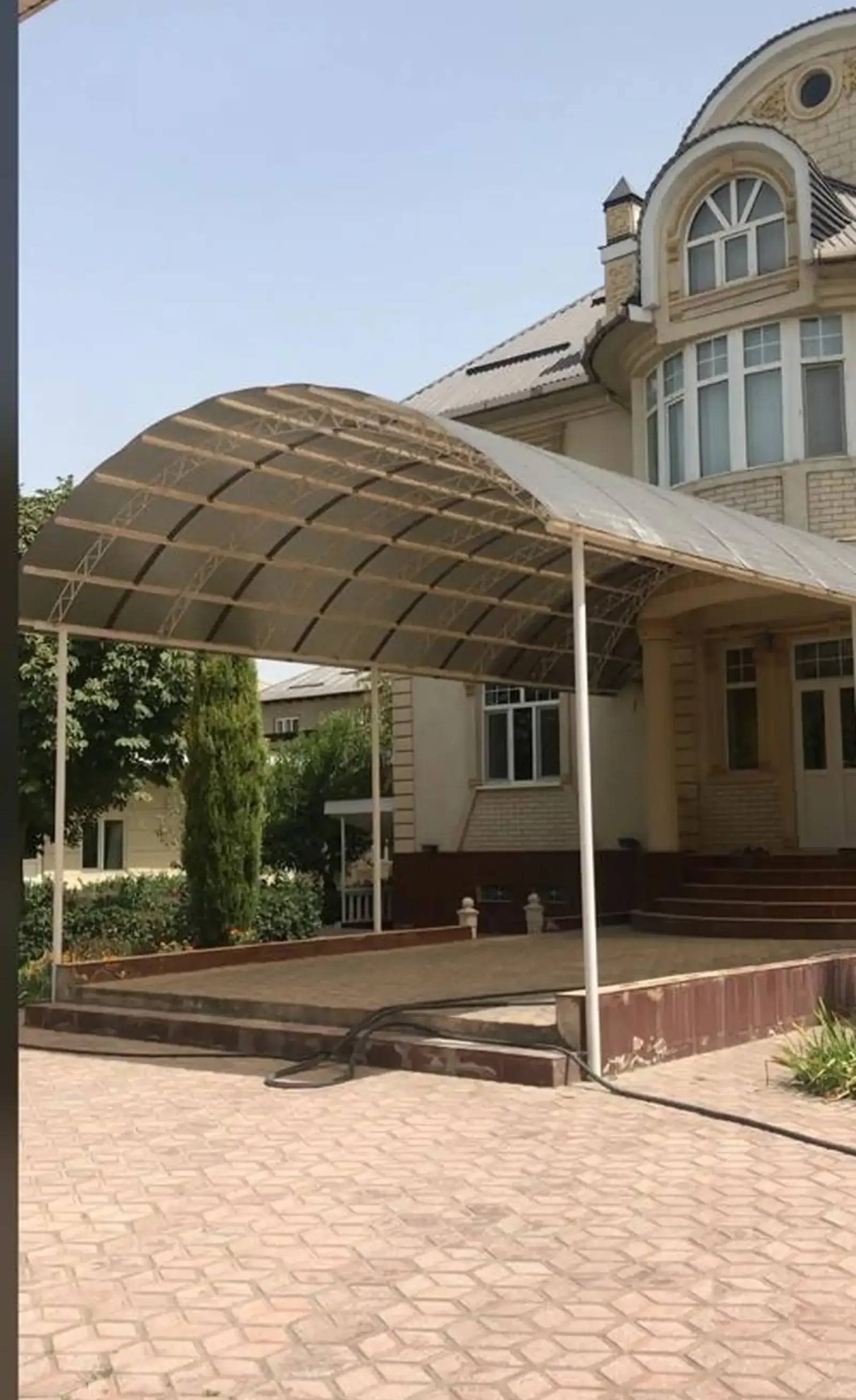 3-этажный, 10 комнатный дом, 600 м², Фирдавси